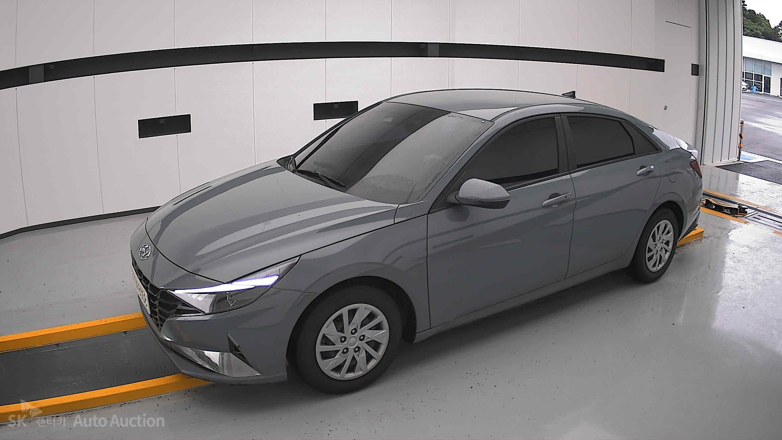 2021 - hyundai avante
