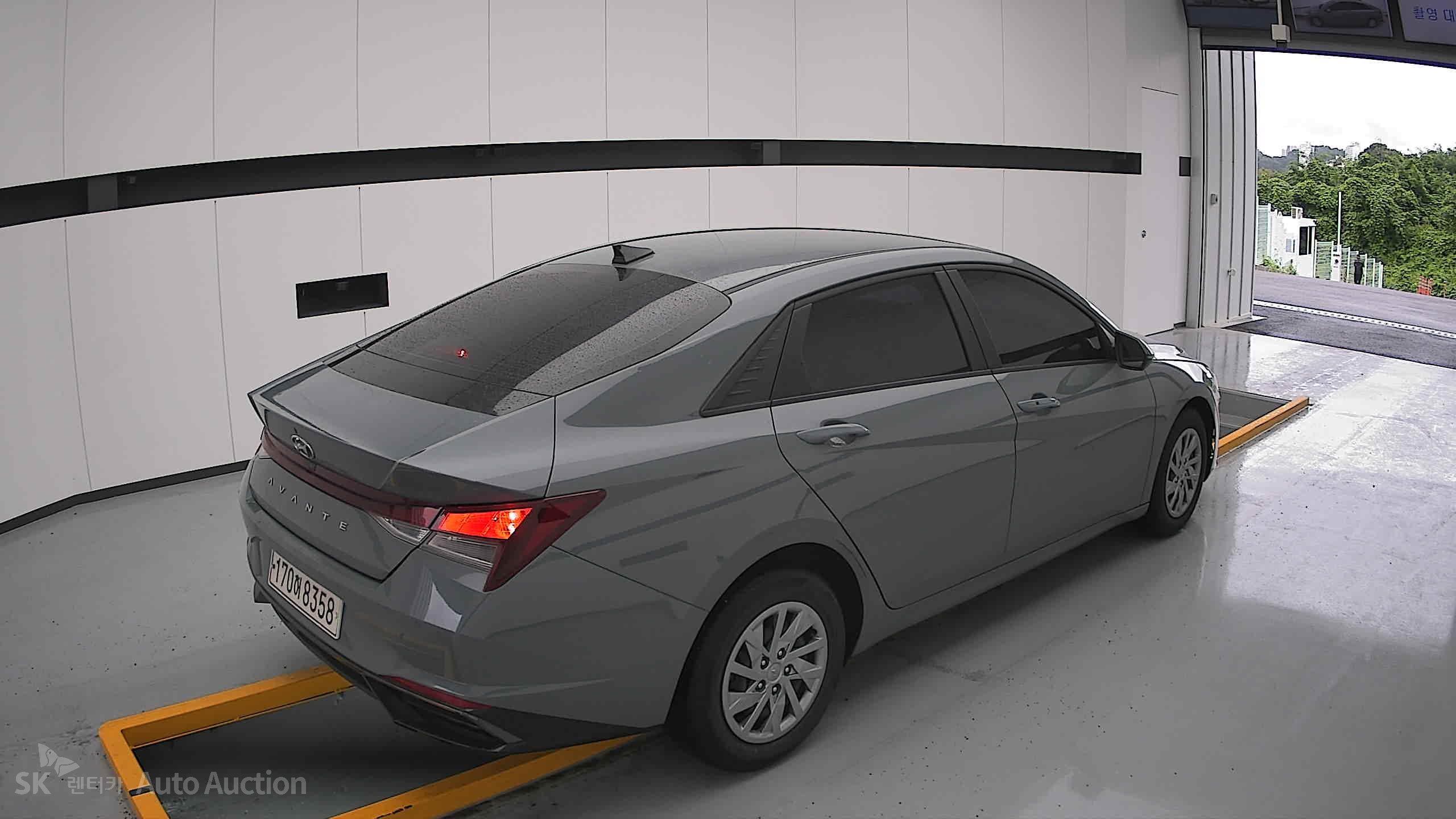 2021 - hyundai avante