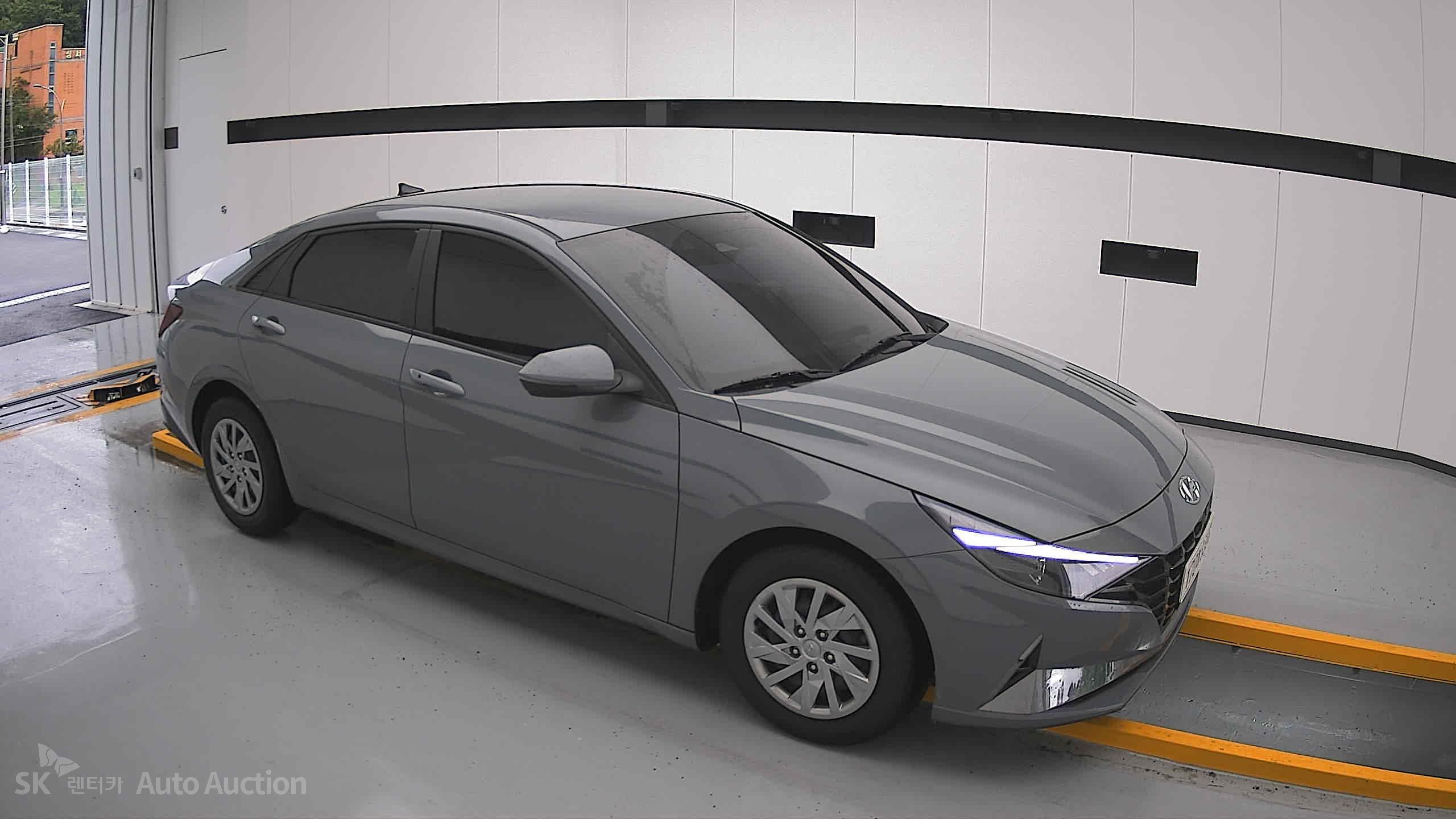 2021 - hyundai avante