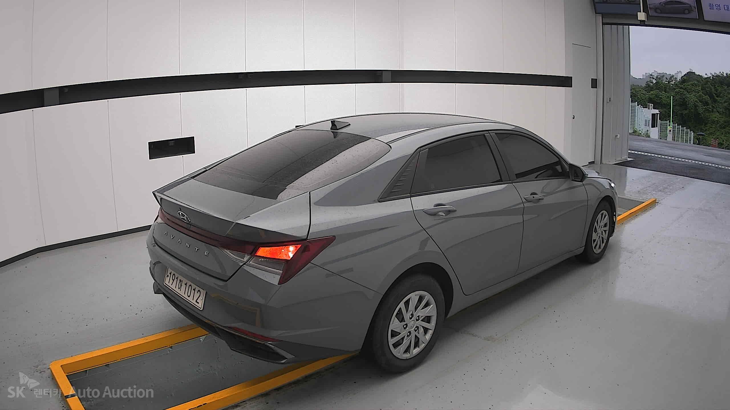 2022 - hyundai avante