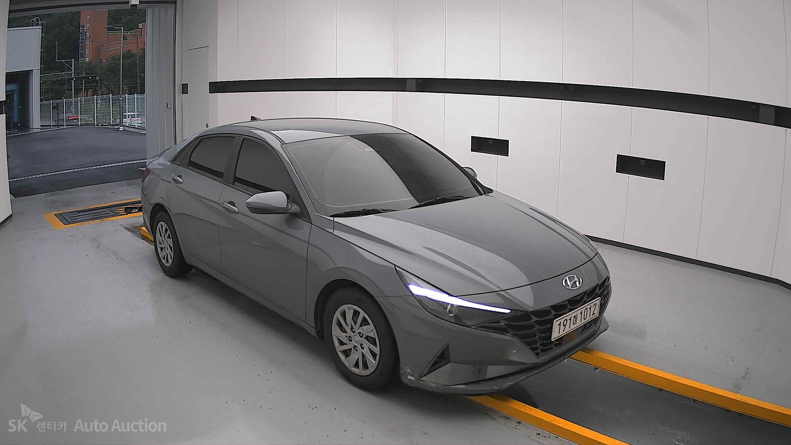 2022 - hyundai avante