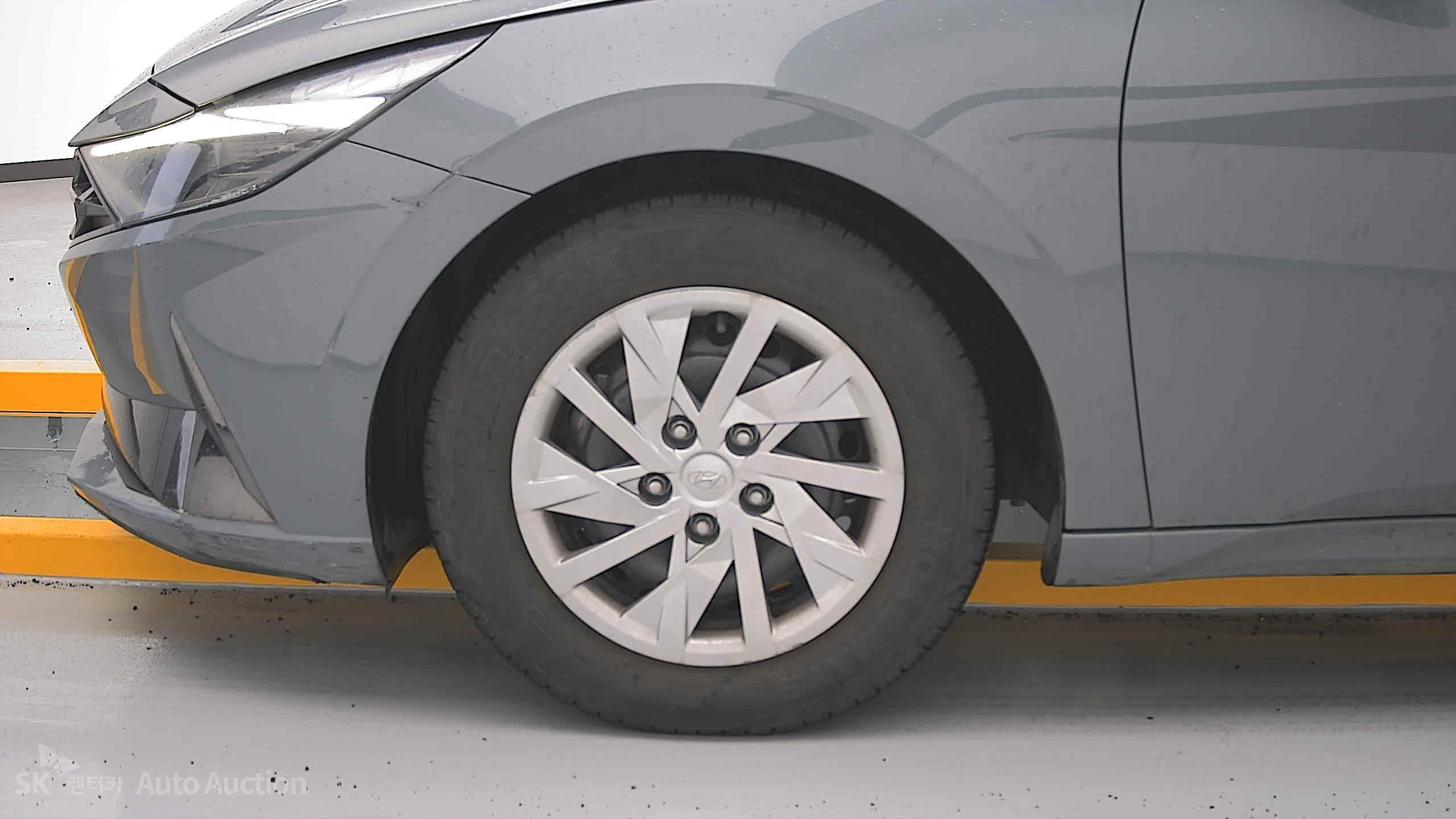 2022 - hyundai avante