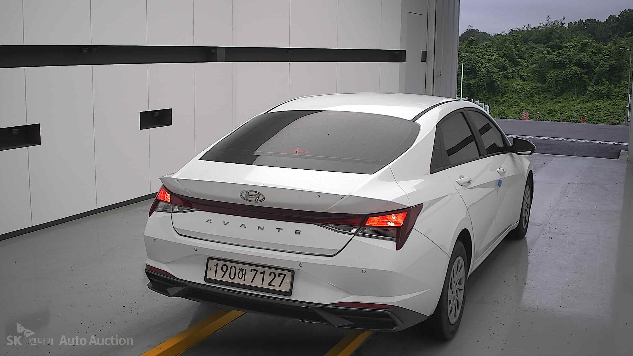 2022 - hyundai avante