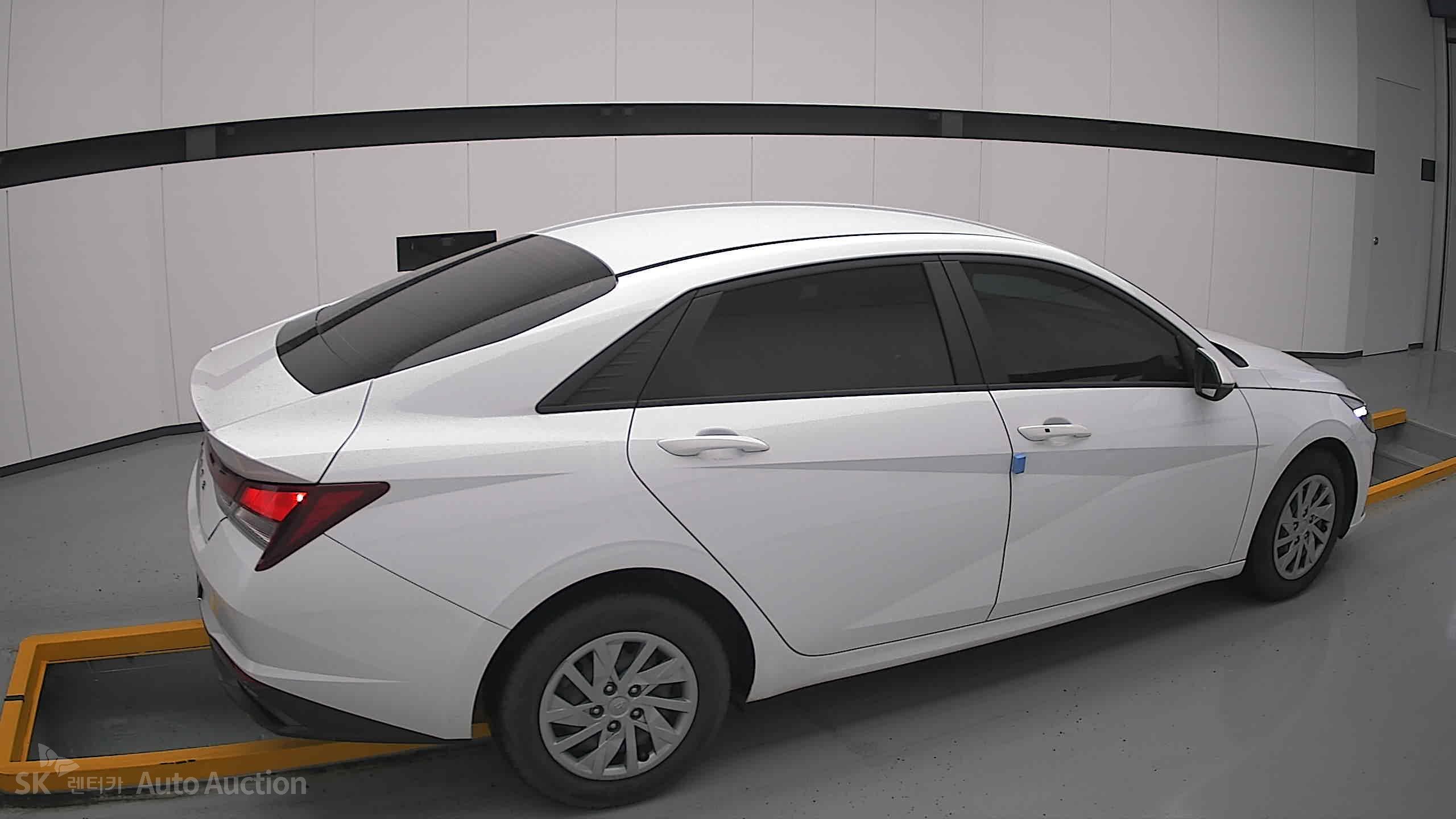 2022 - hyundai avante