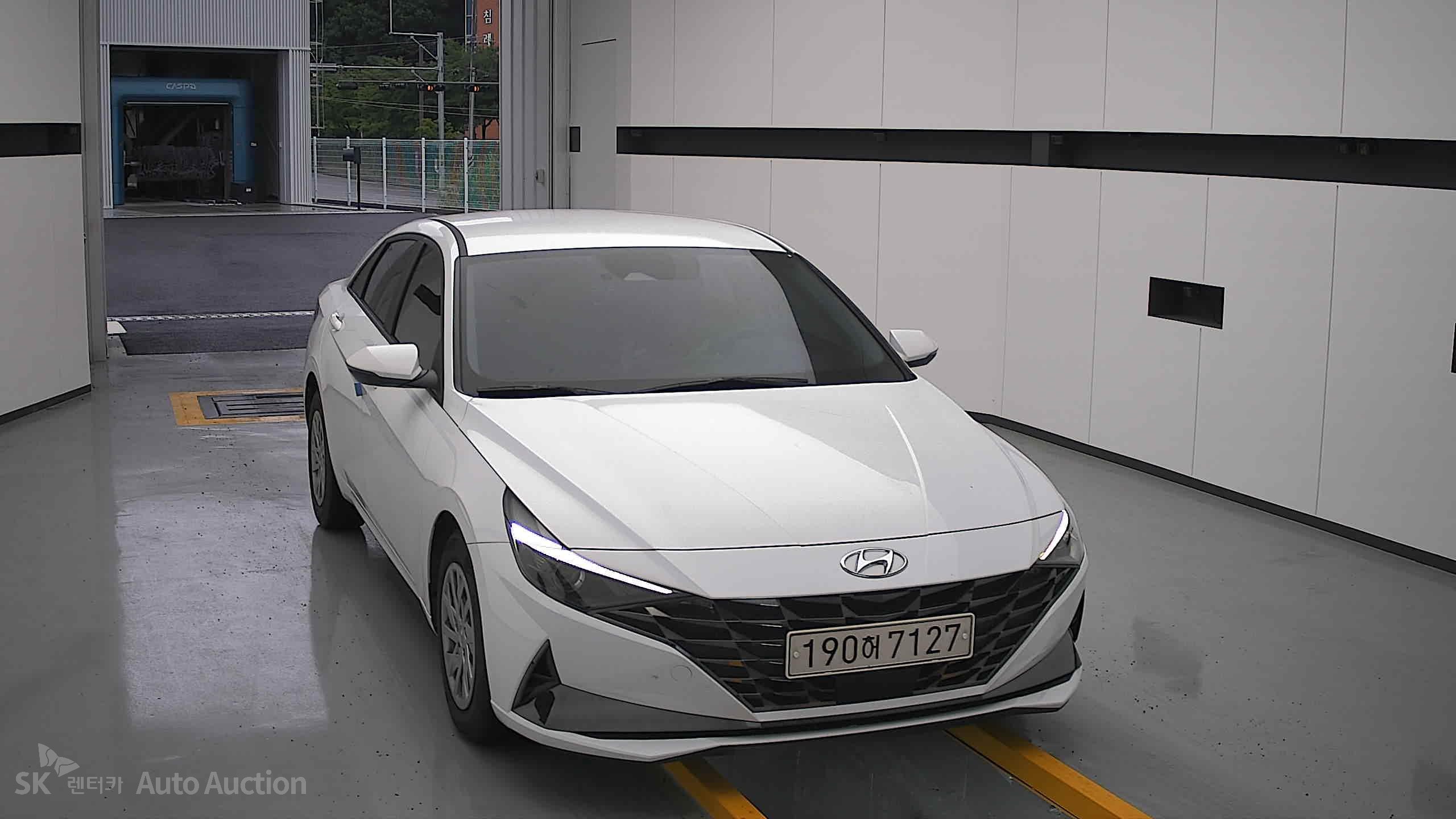 2022 - hyundai avante