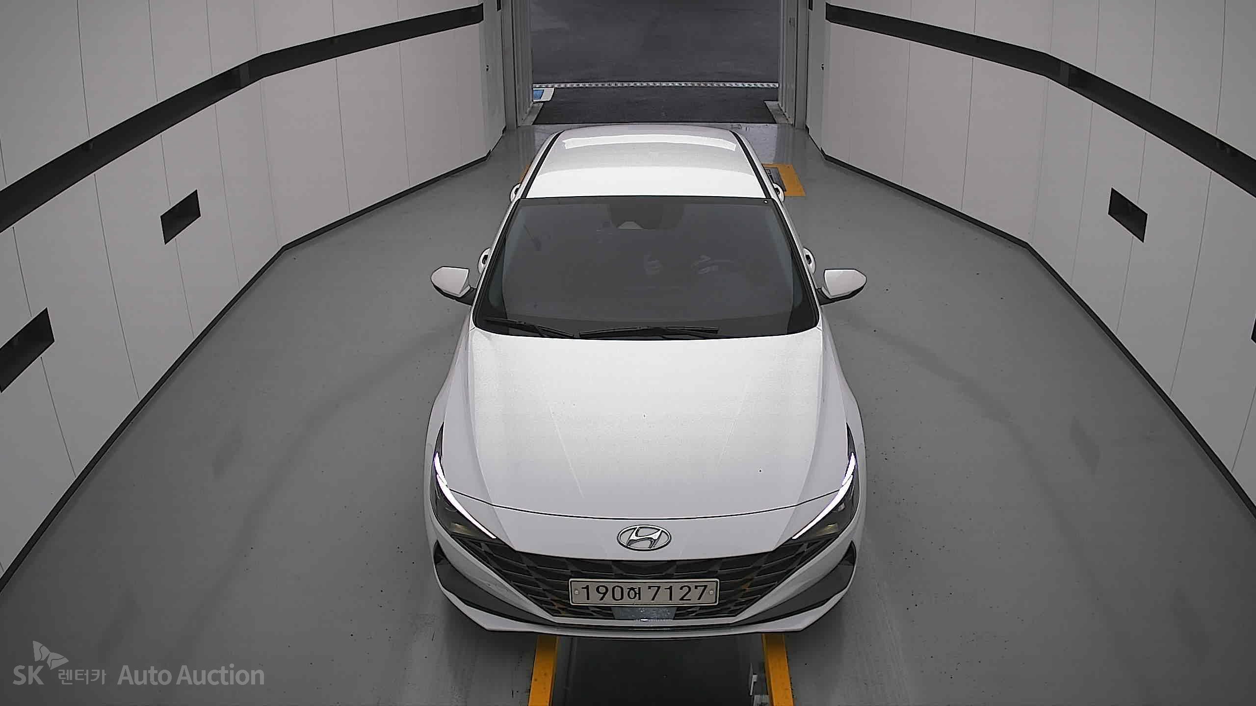 2022 - hyundai avante
