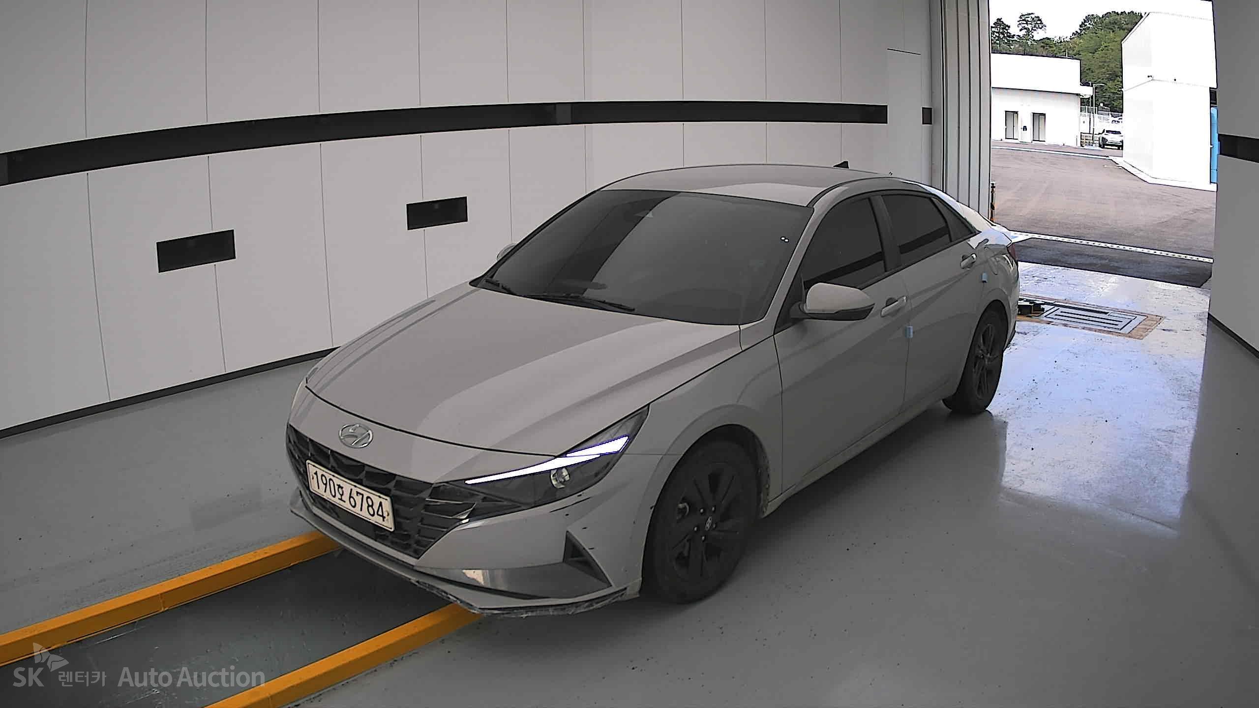 2023 - hyundai avante
