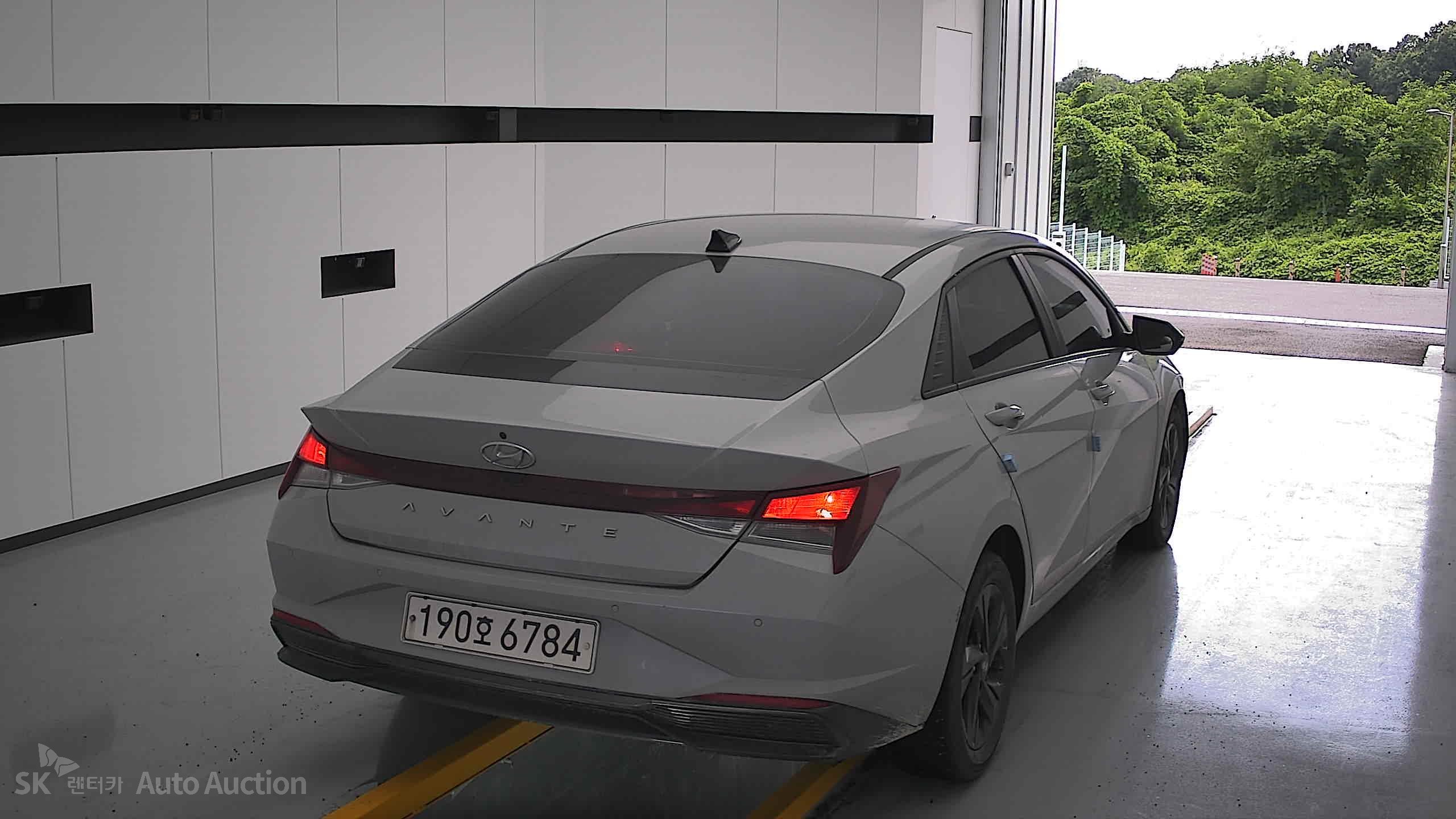 2023 - hyundai avante