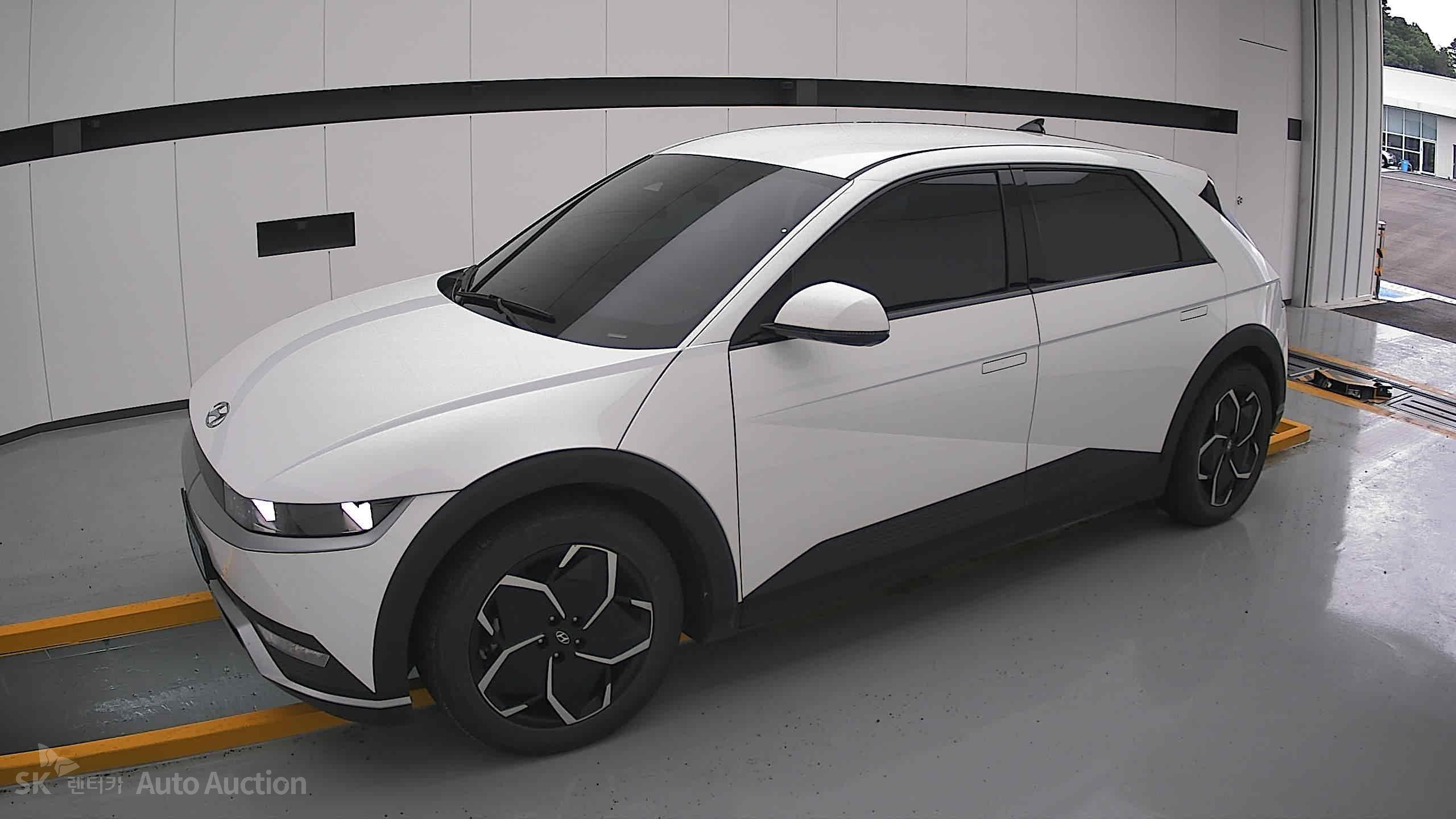 2022 - hyundai ioniq