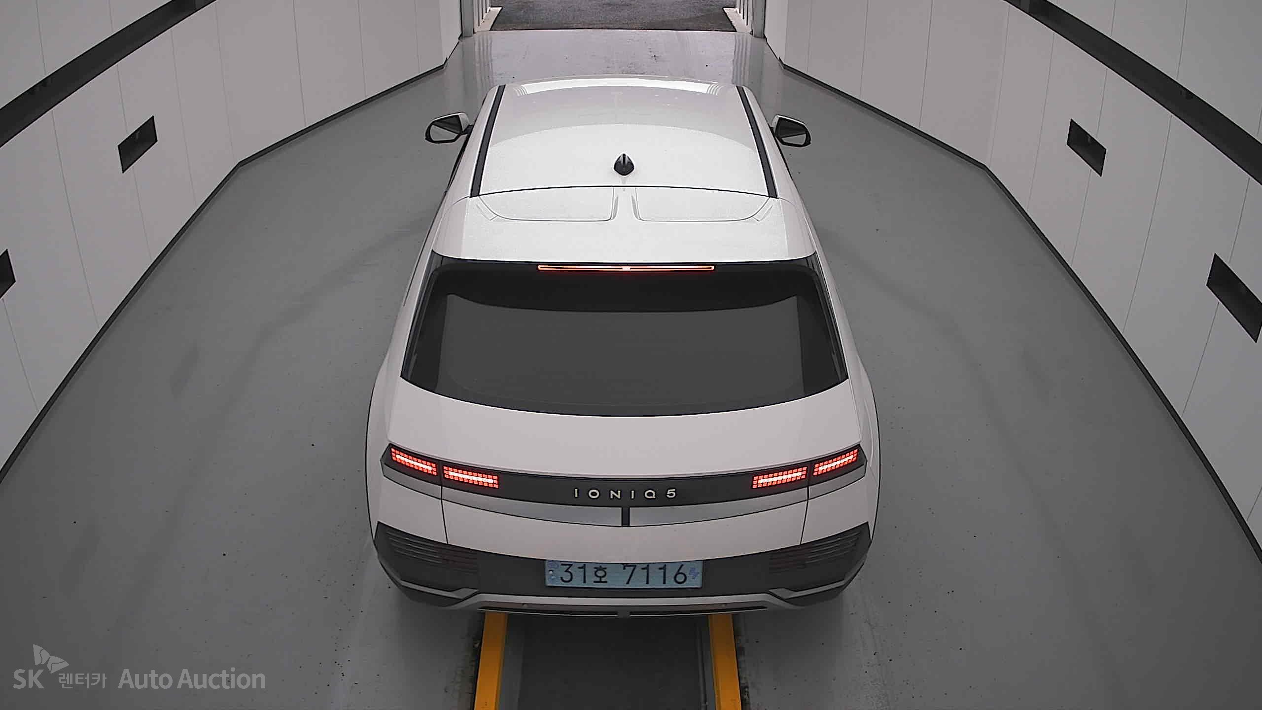 2022 - hyundai ioniq