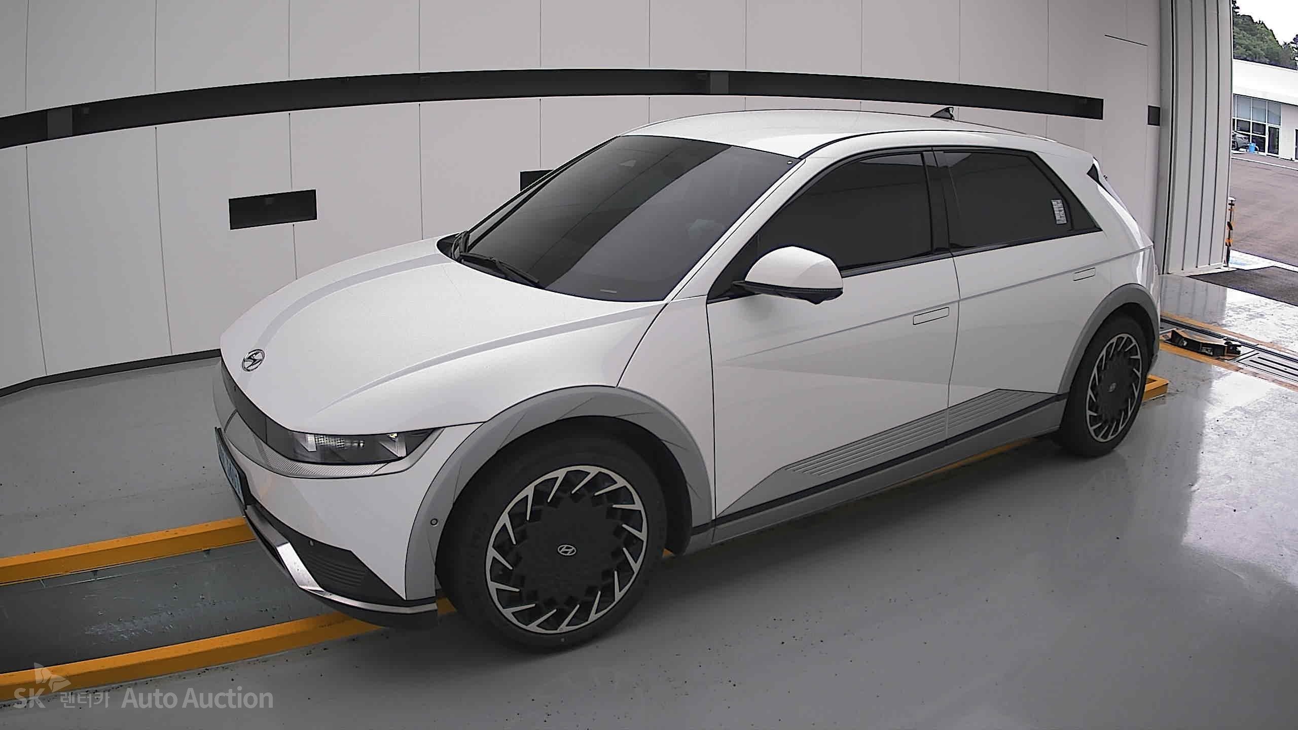 2022 - hyundai ioniq