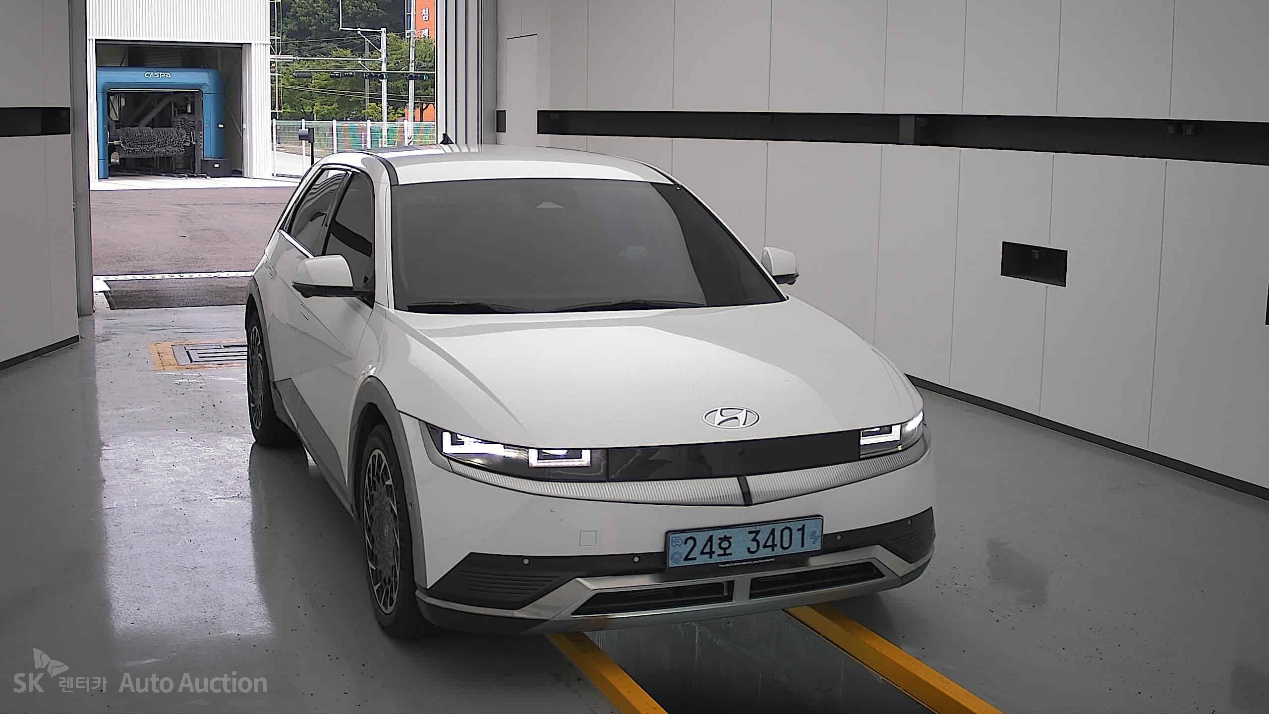 2022 - hyundai ioniq