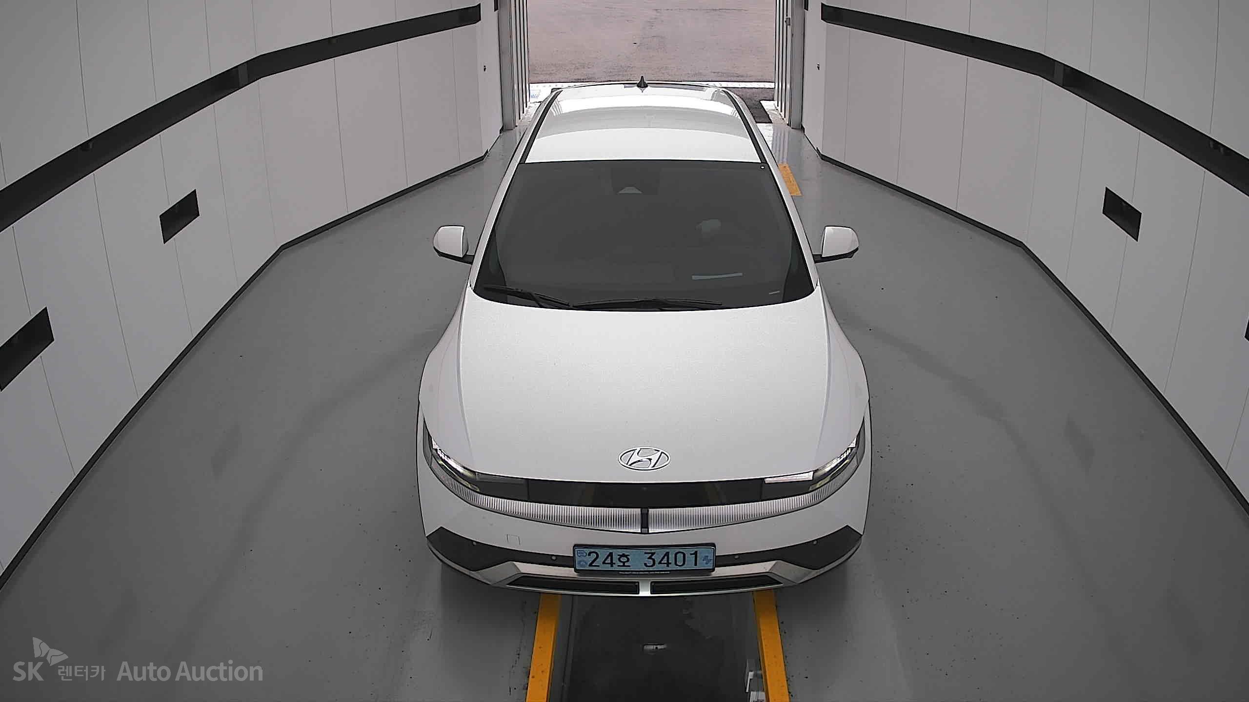 2022 - hyundai ioniq