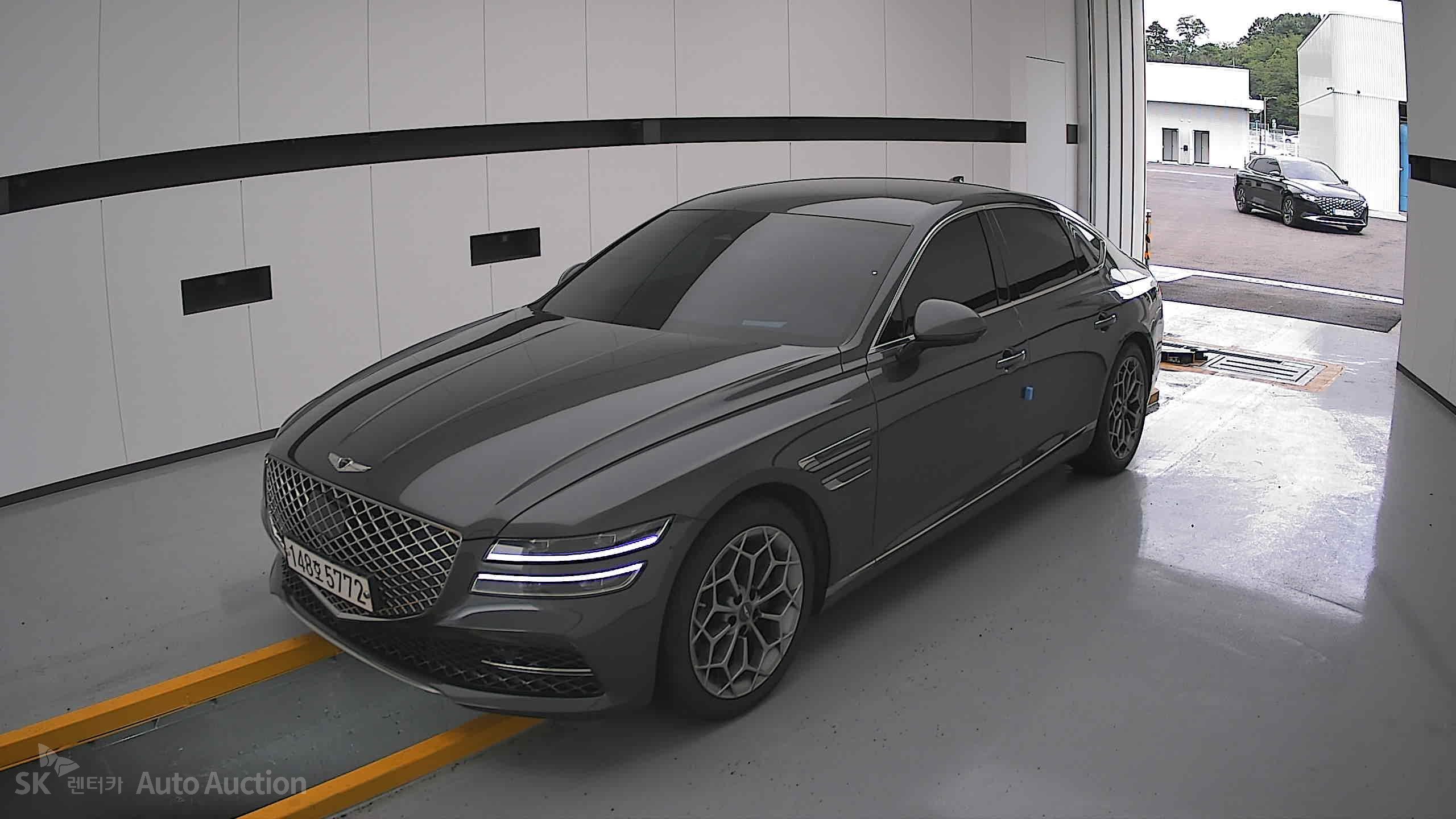 2021 - genesis g80