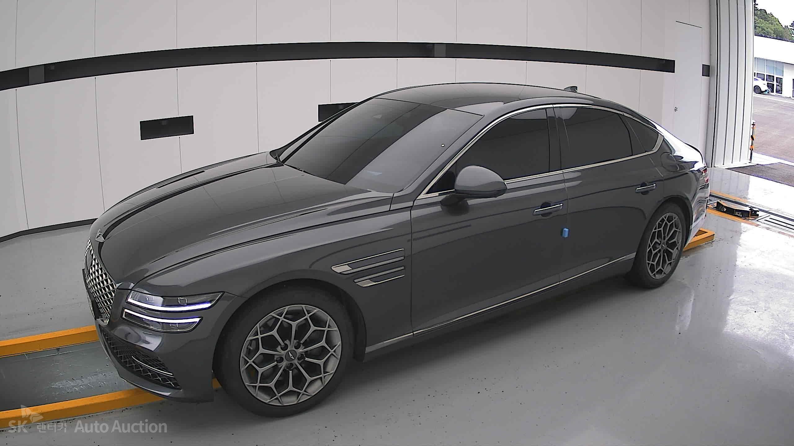 2021 - genesis g80
