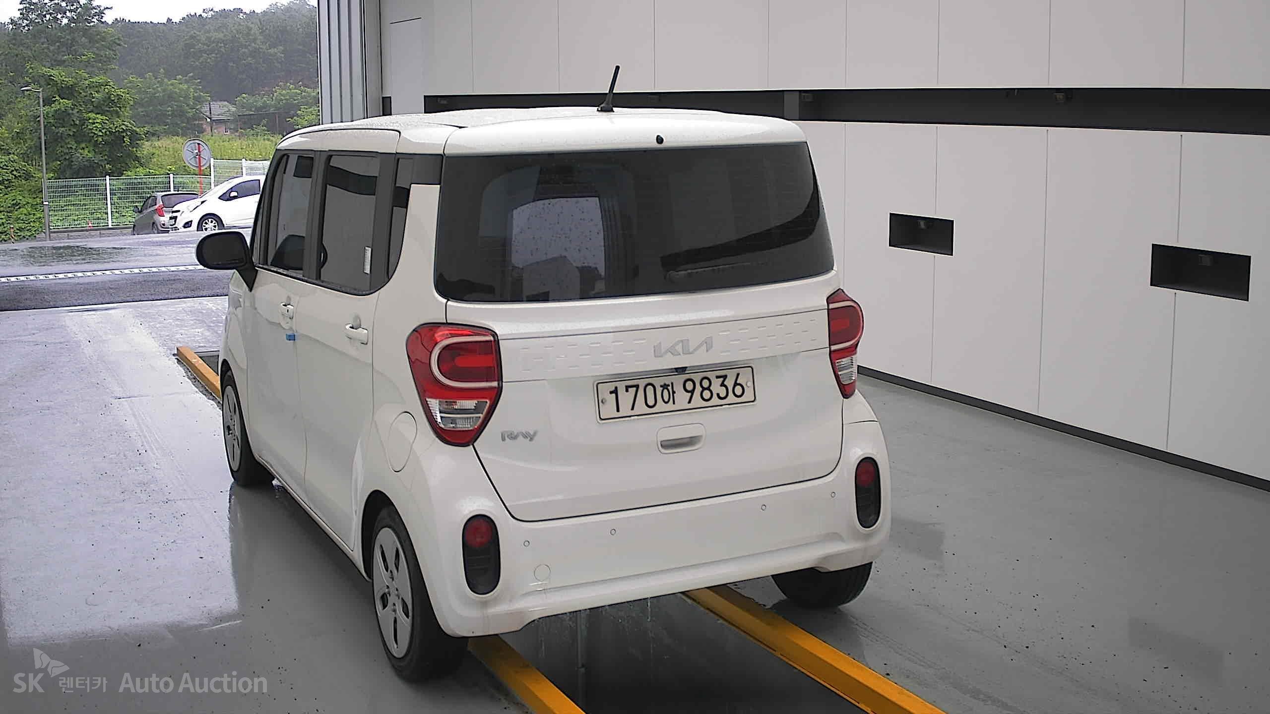 2022 - kia ray