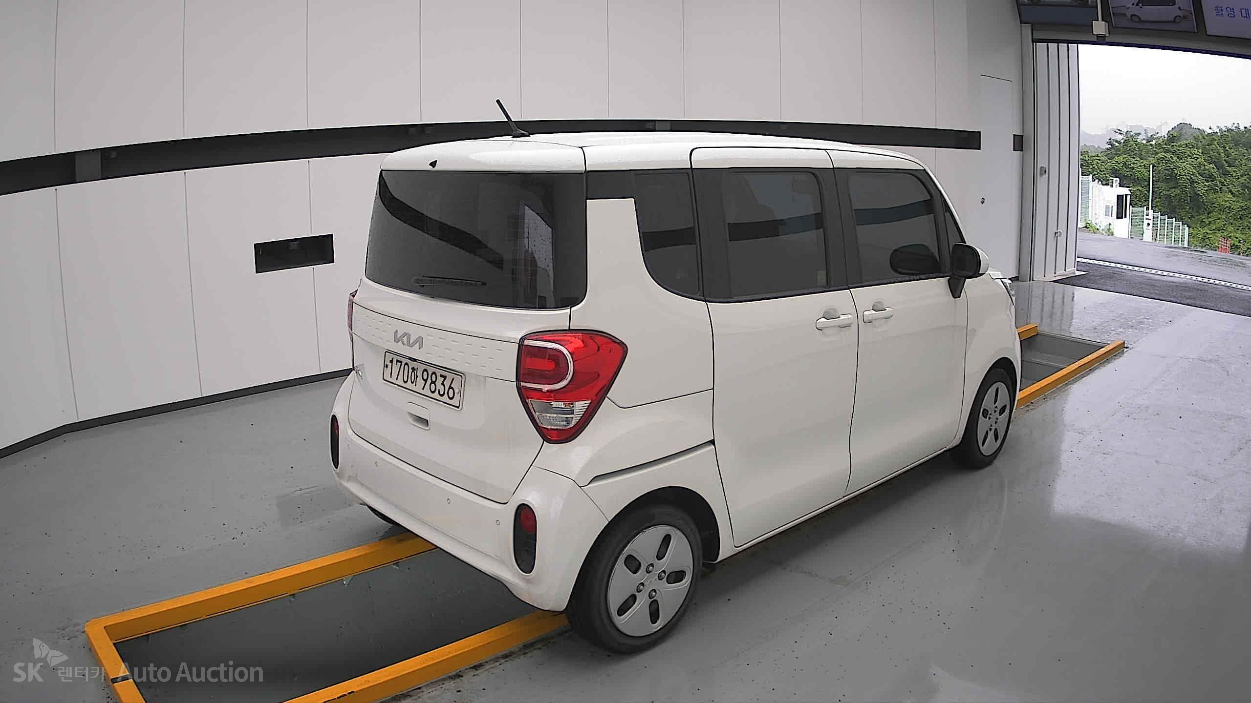 2022 - kia ray