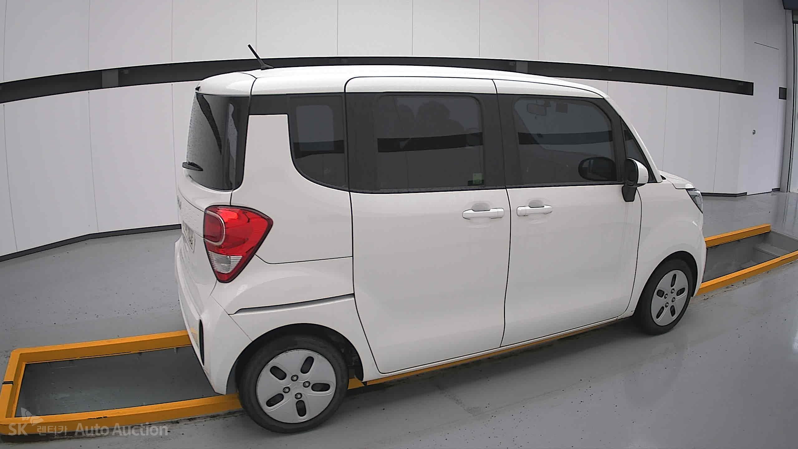 2022 - kia ray