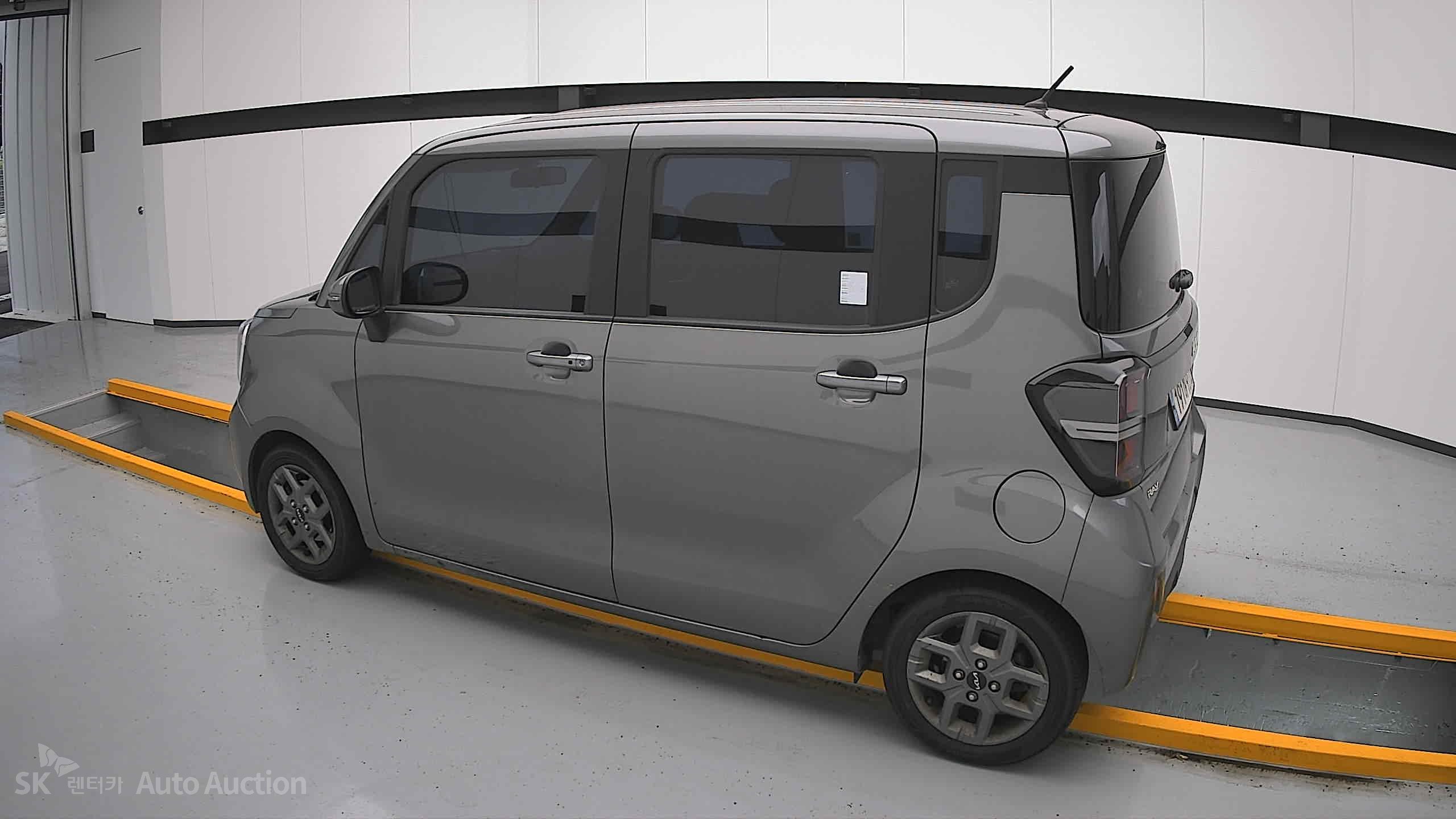 2023 - kia ray