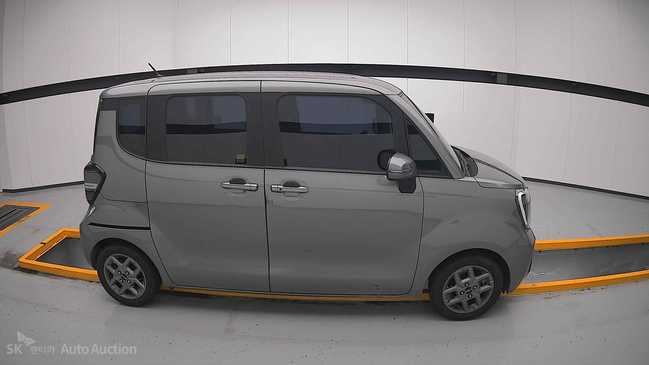 2023 - kia ray