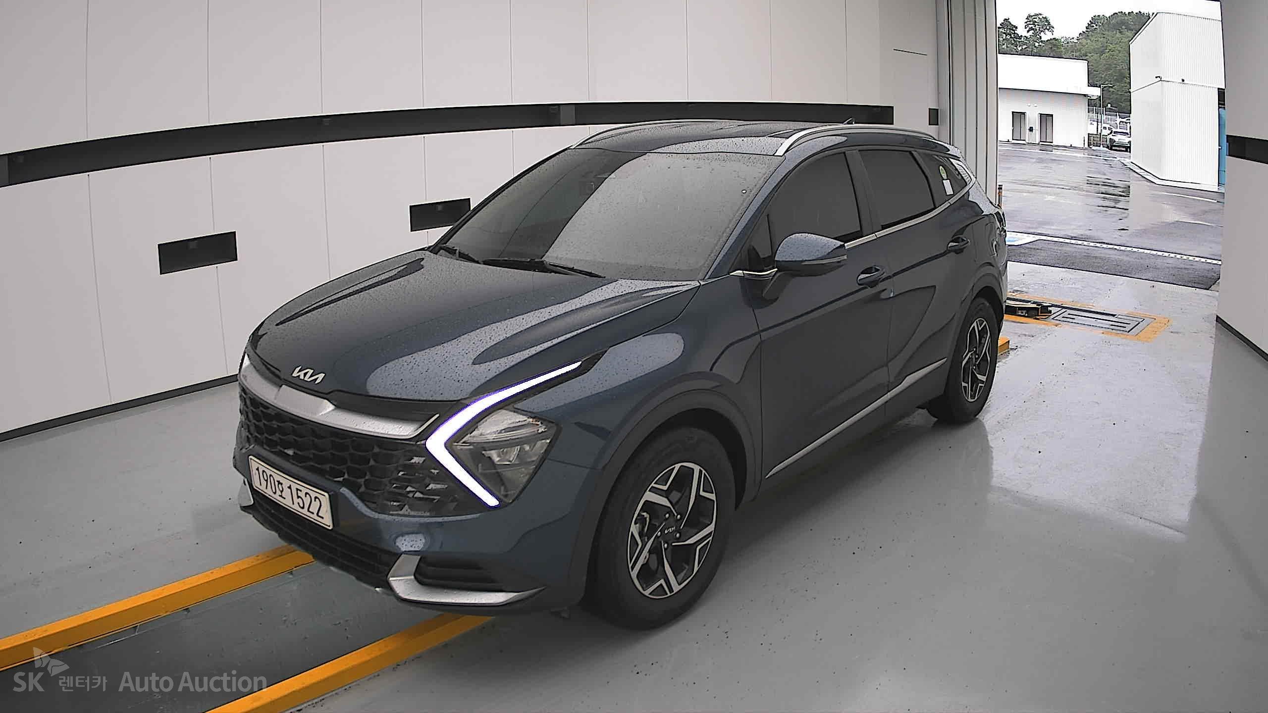 2022 - kia sportage