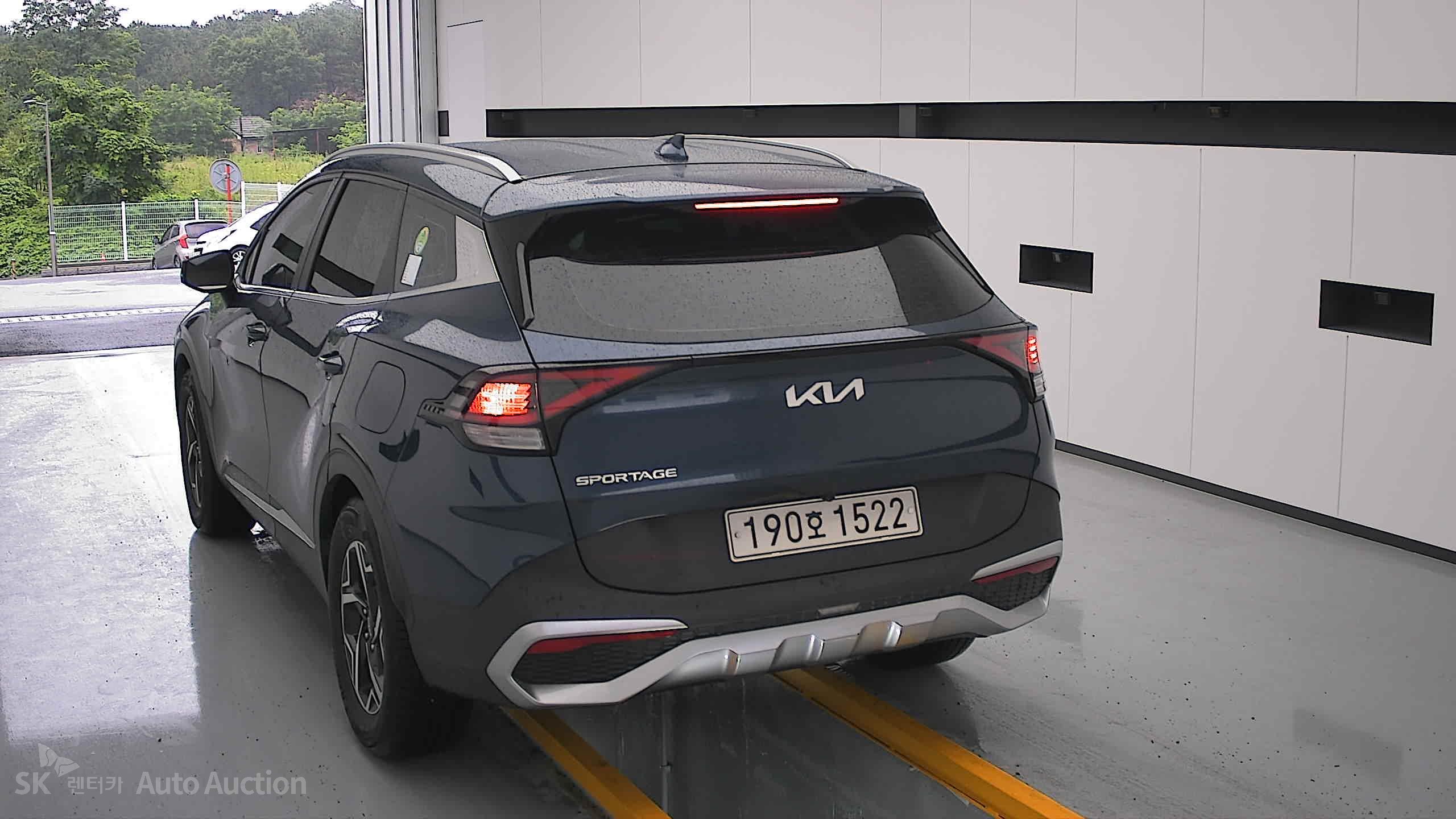 2022 - kia sportage