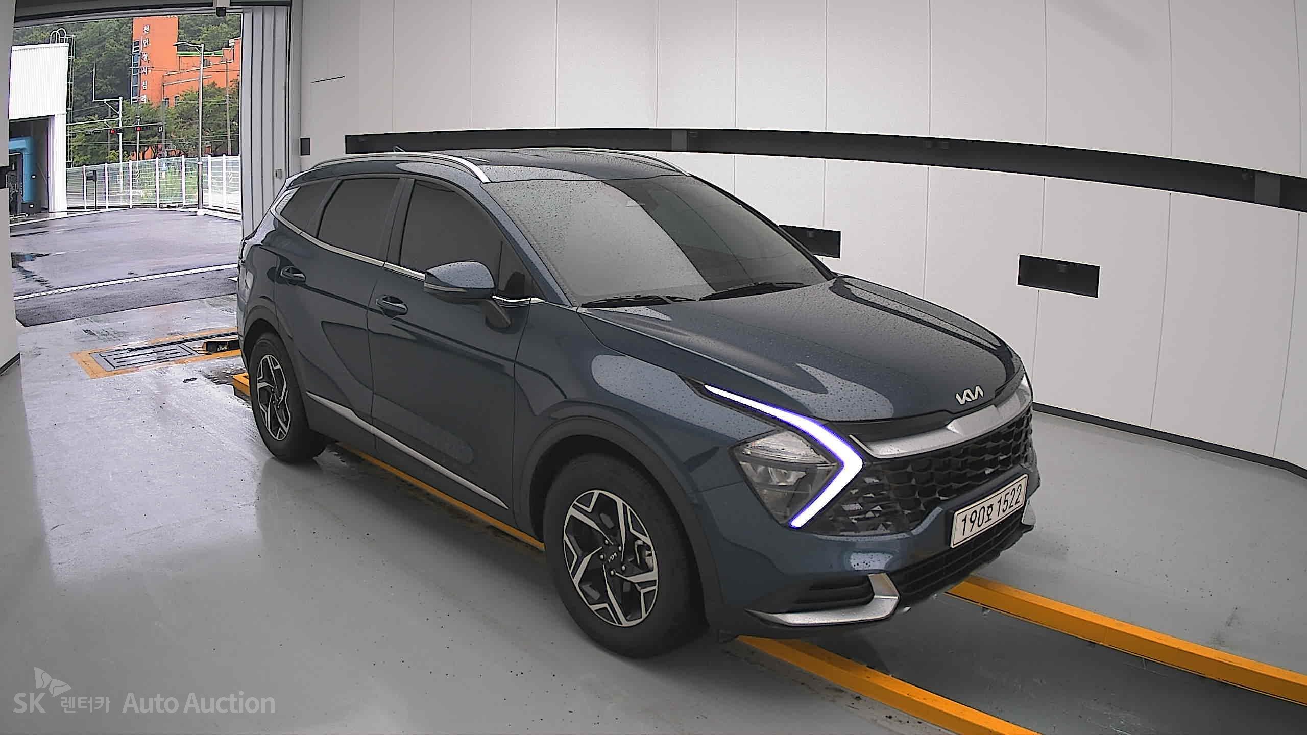 2022 - kia sportage