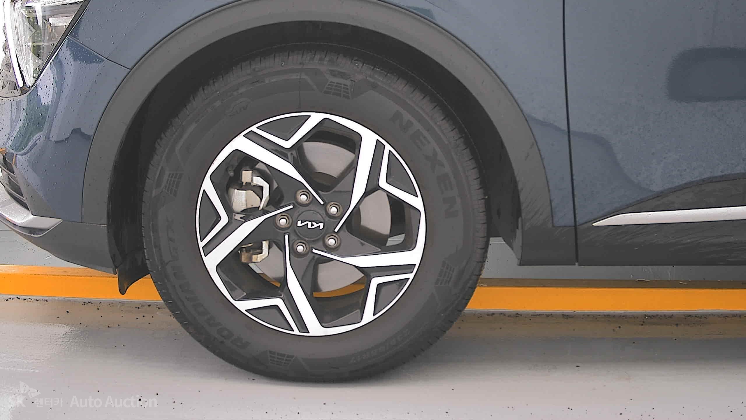 2022 - kia sportage