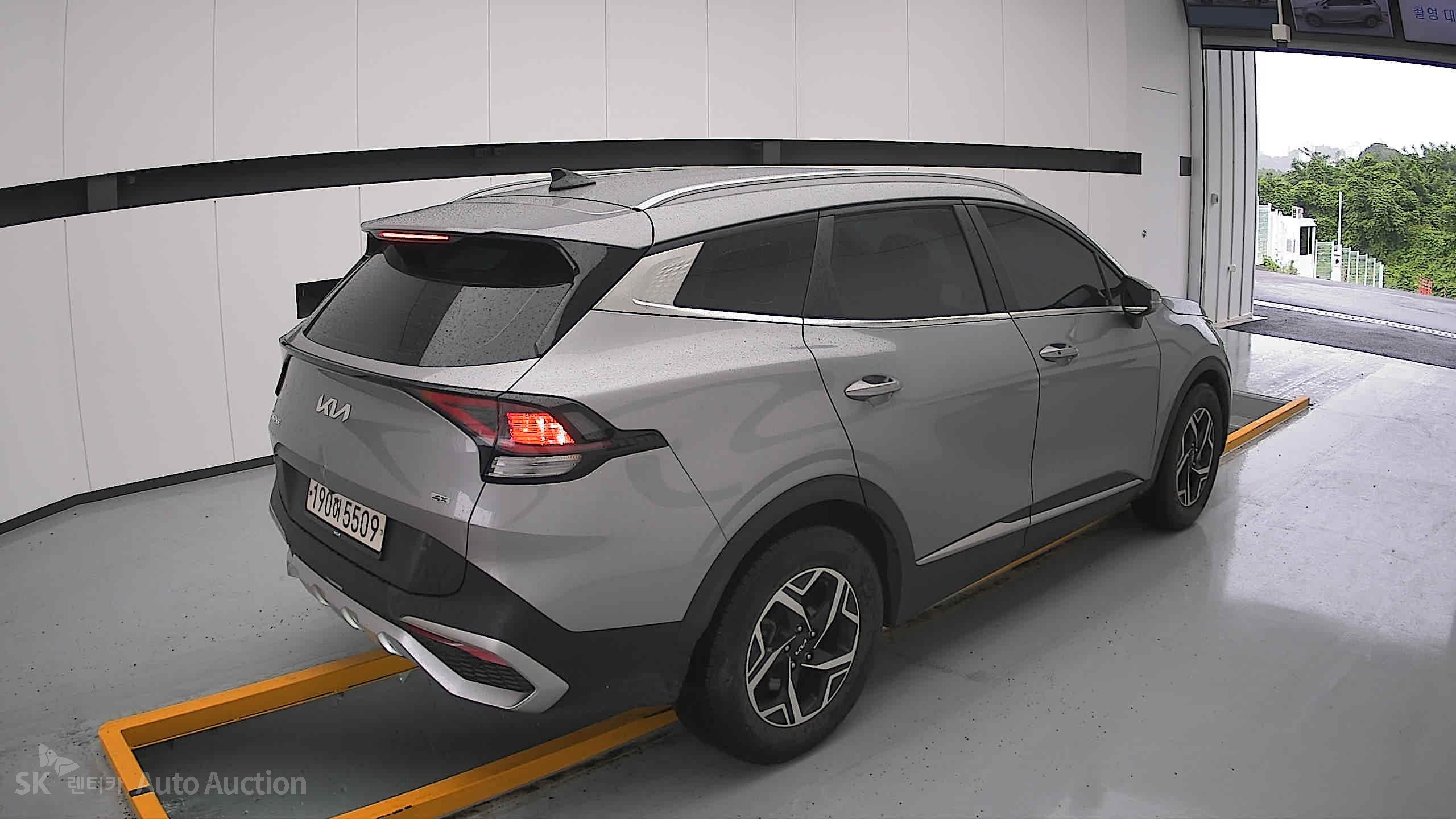 2022 - kia sportage