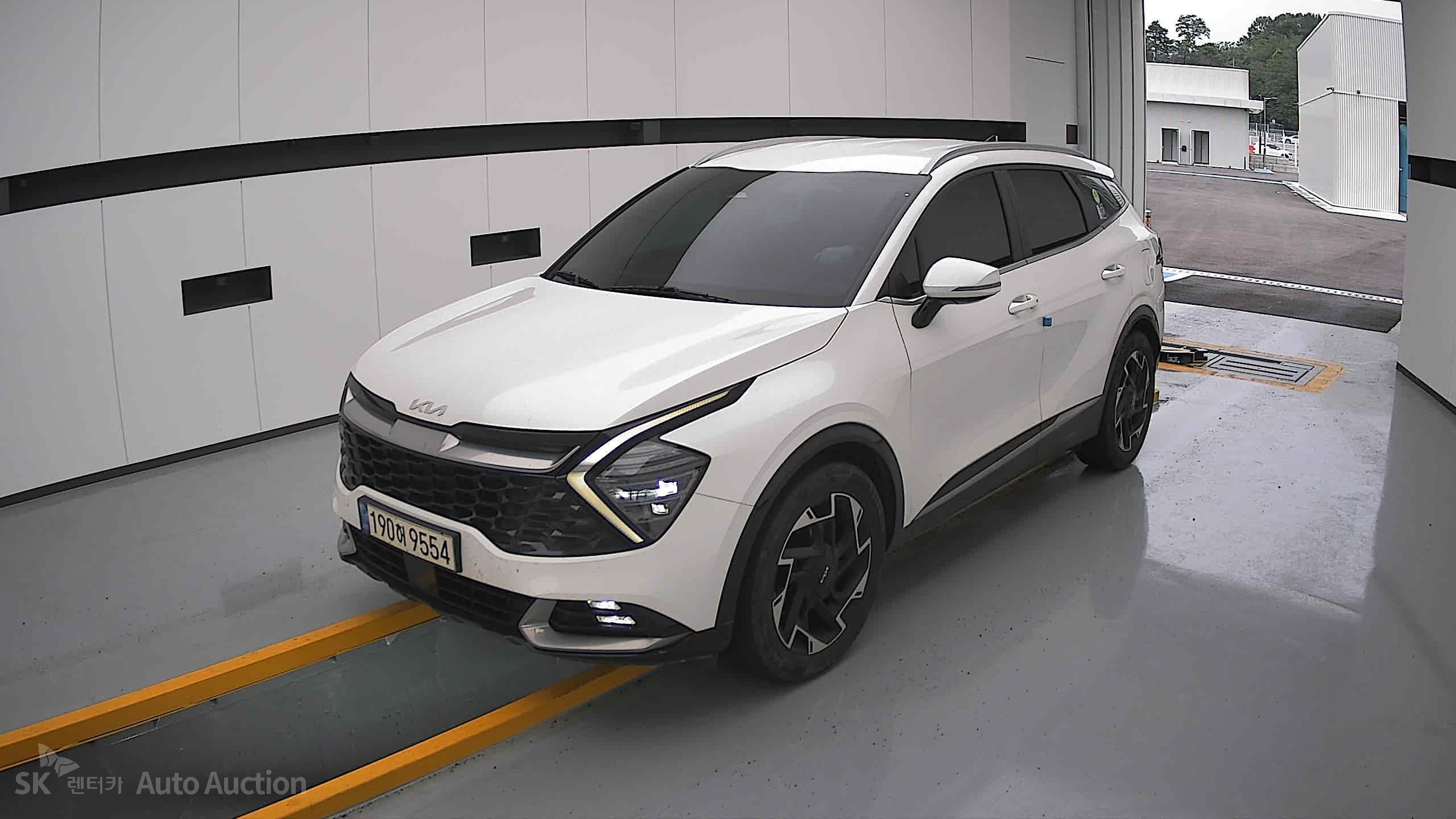 2023 - kia sportage
