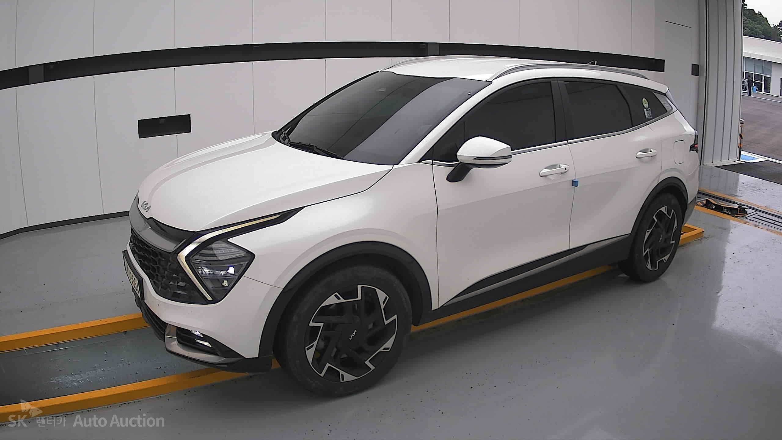 2023 - kia sportage