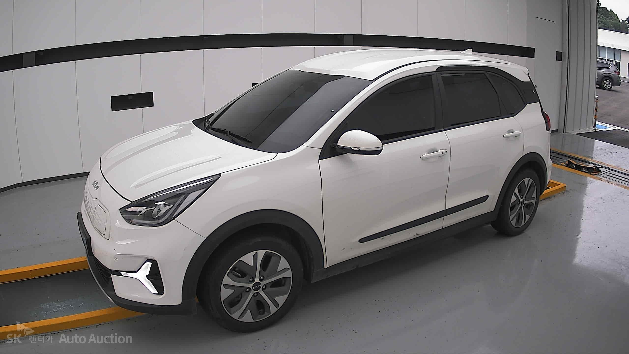 2023 - kia niro