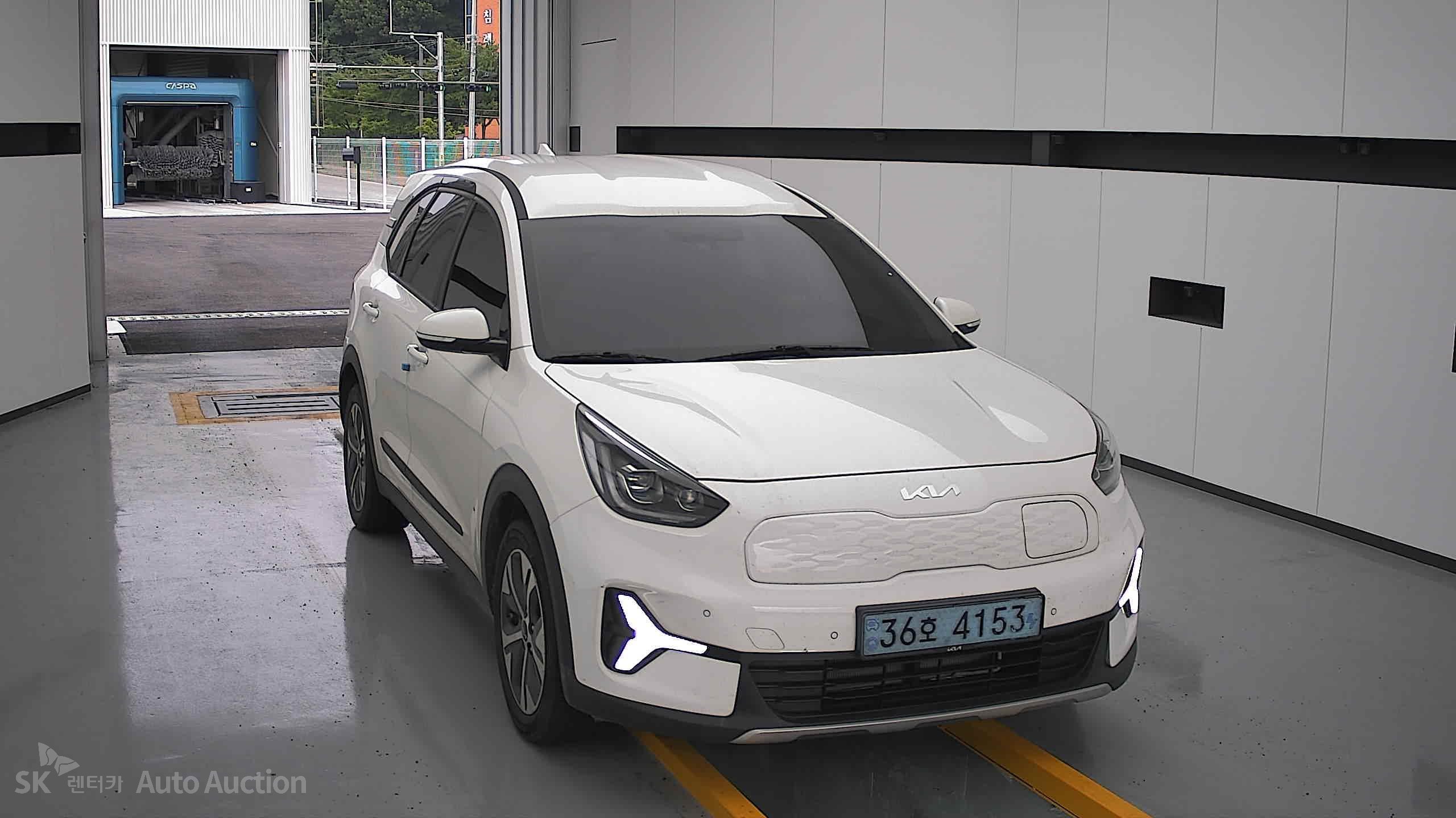 2023 - kia niro