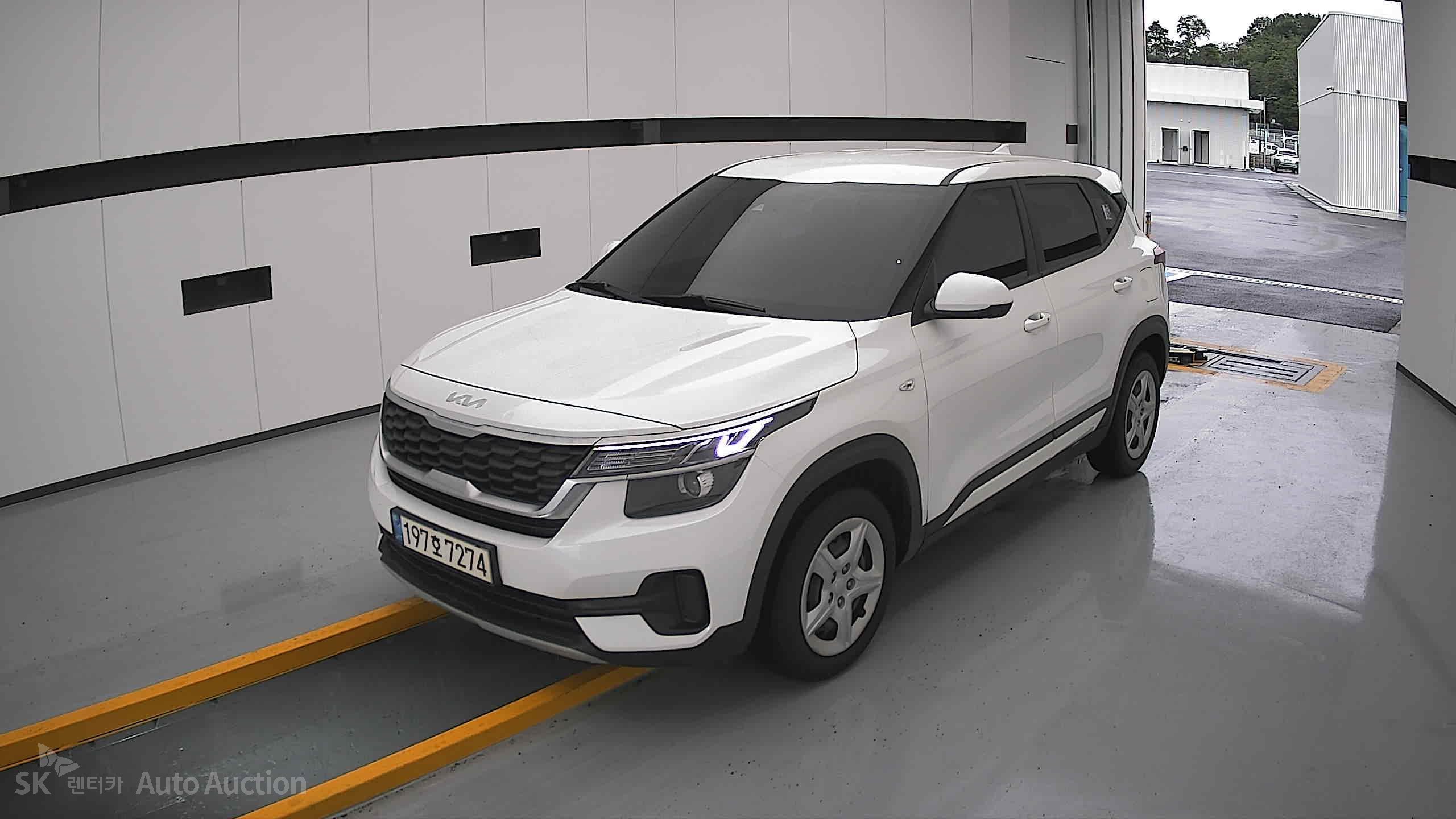 2023 - kia seltos