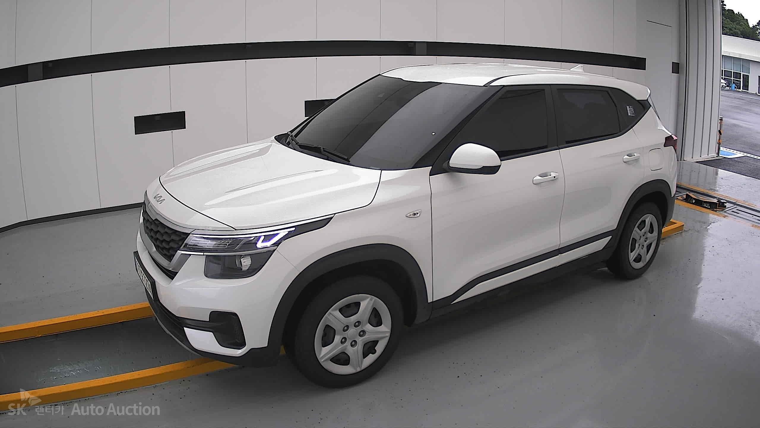 2023 - kia seltos