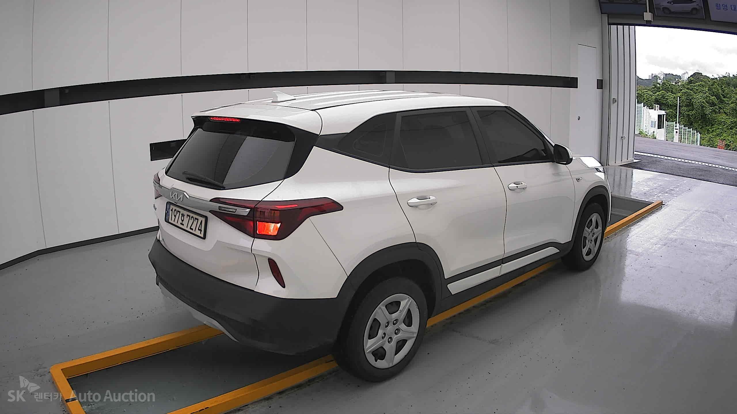 2023 - kia seltos
