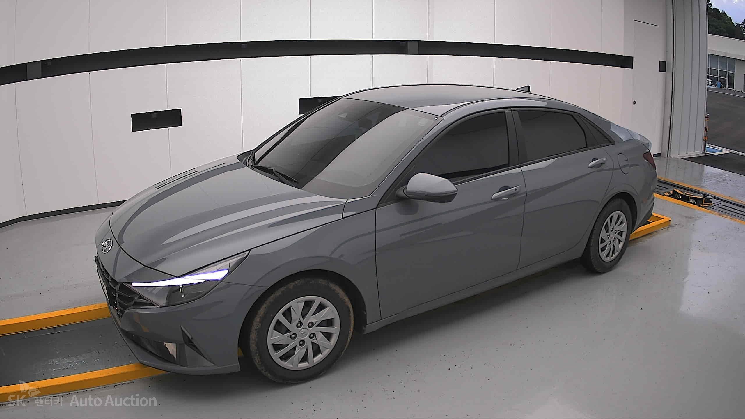 2021 - hyundai avante