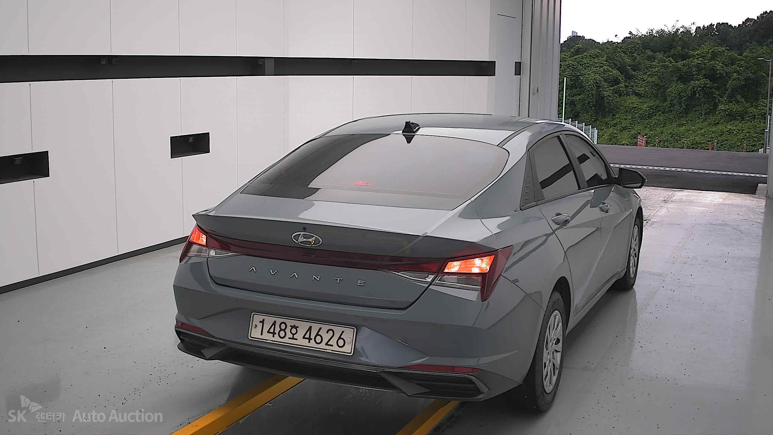 2021 - hyundai avante
