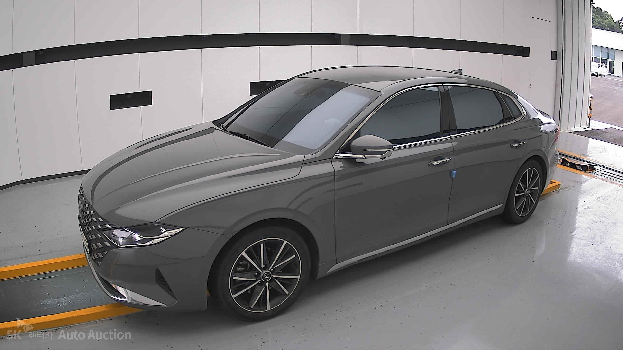 2022 - hyundai grandeur