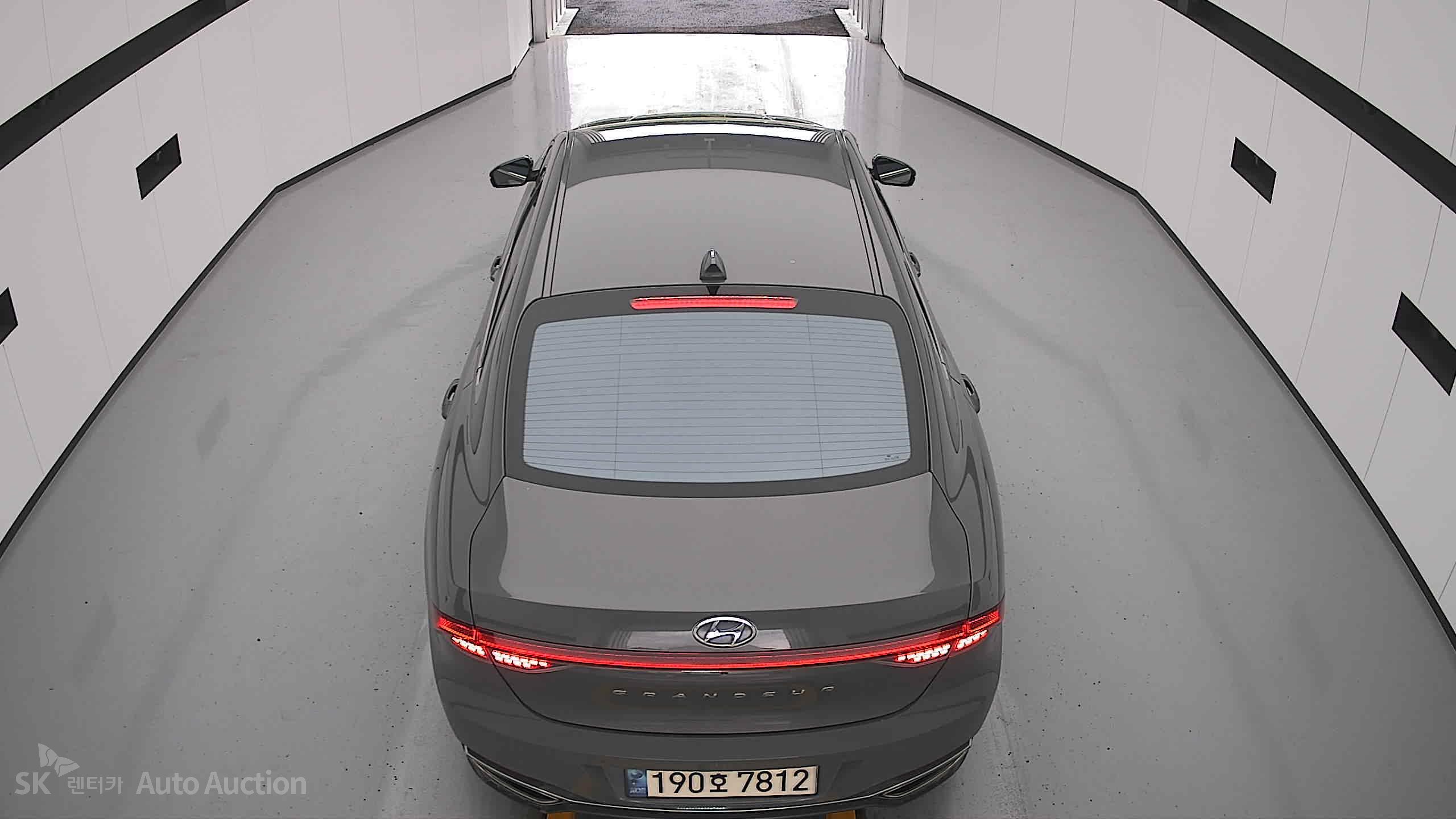 2022 - hyundai grandeur