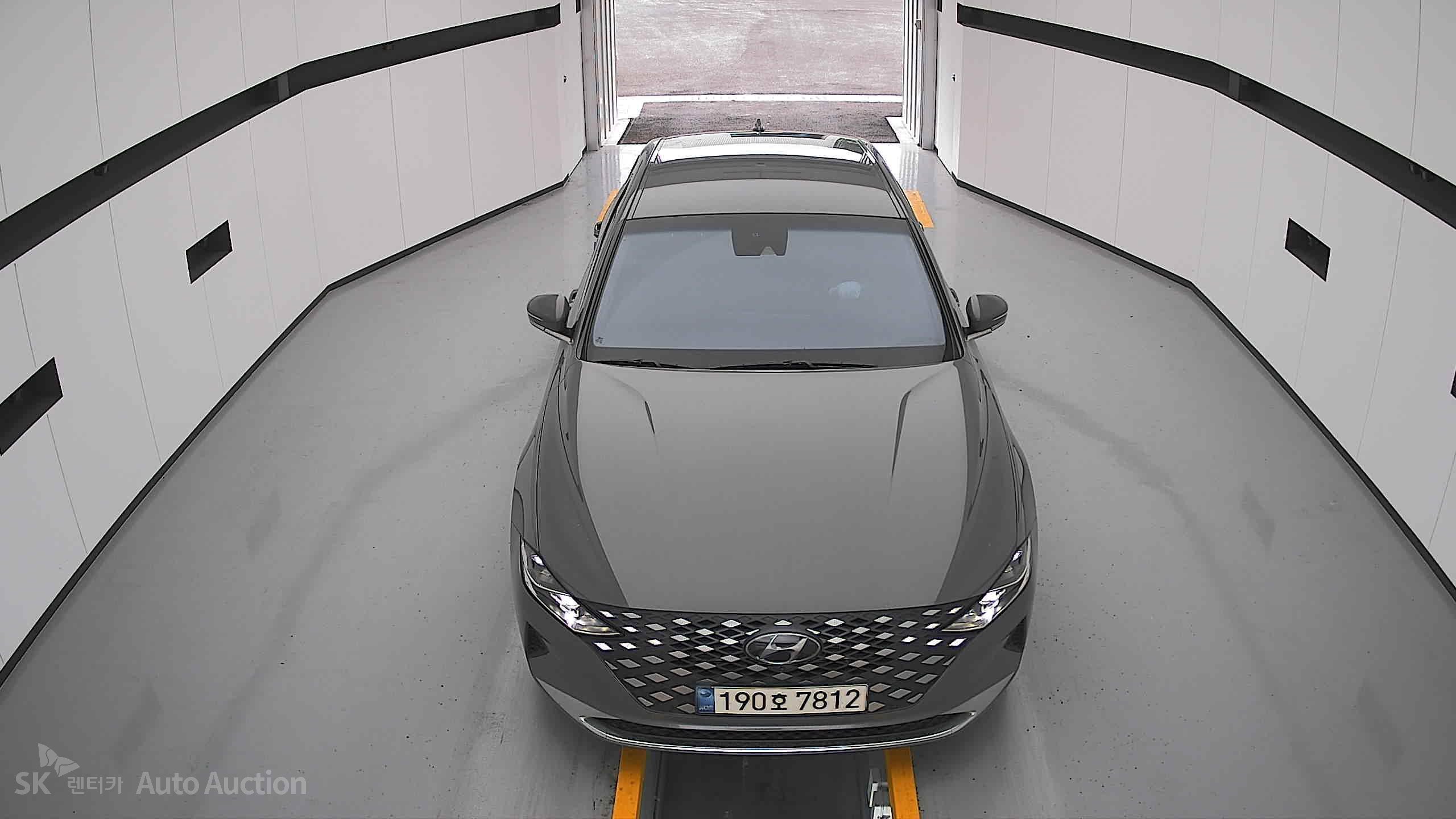 2022 - hyundai grandeur