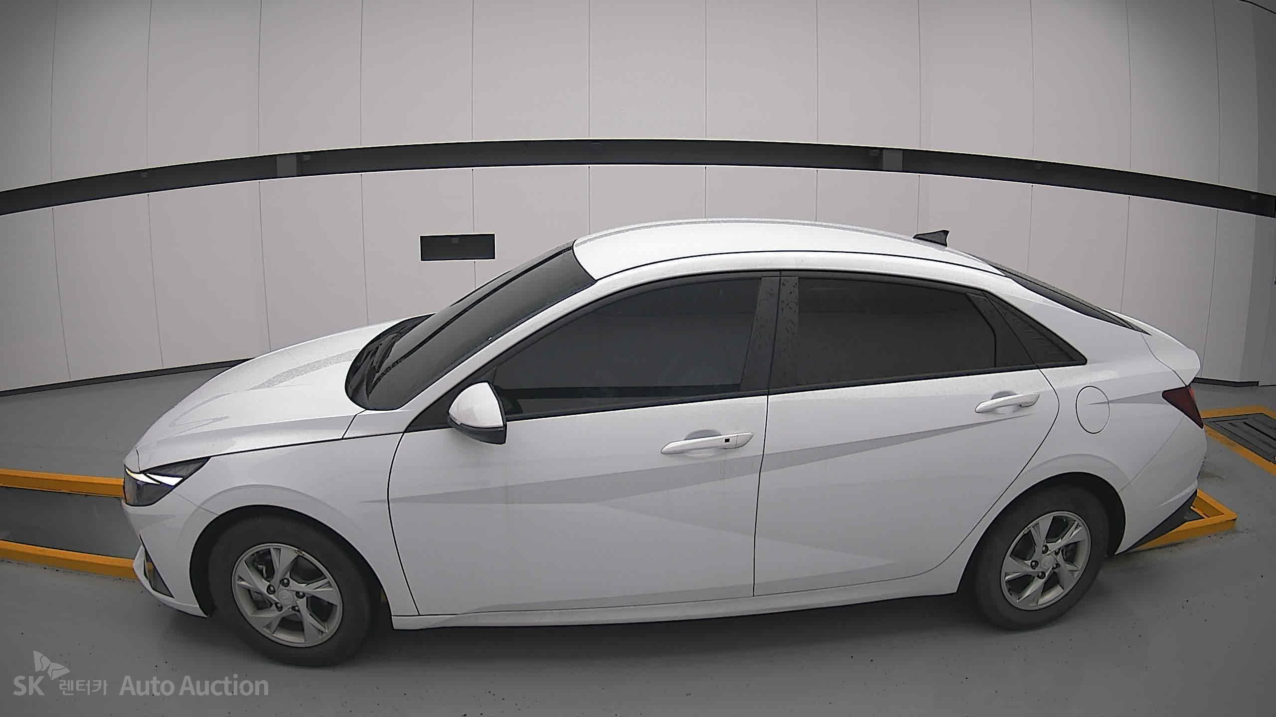 2022 - hyundai avante