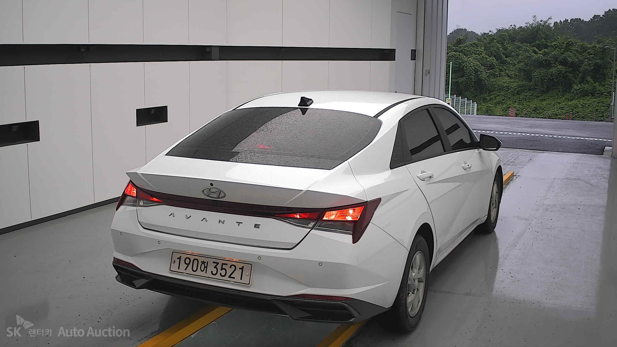 2022 - hyundai avante