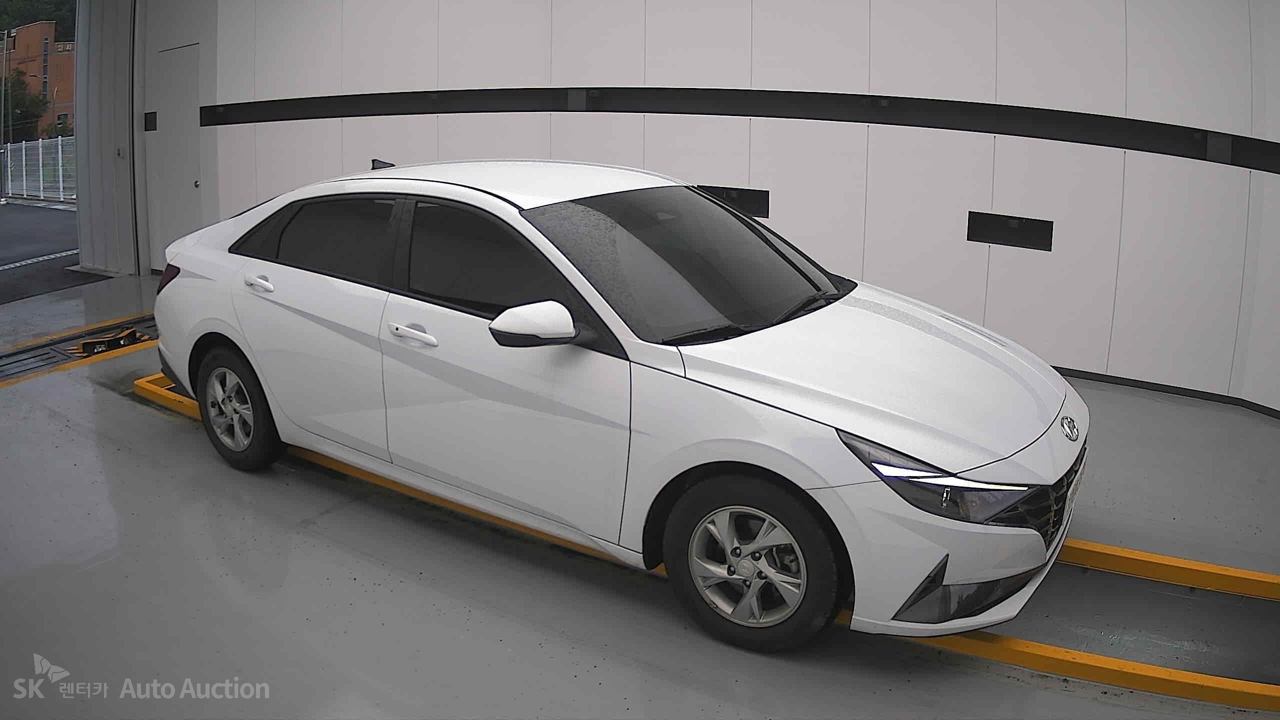 2022 - hyundai avante