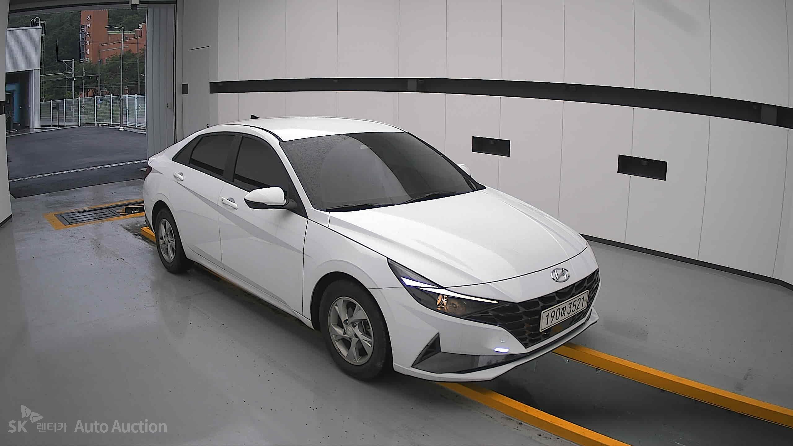 2022 - hyundai avante