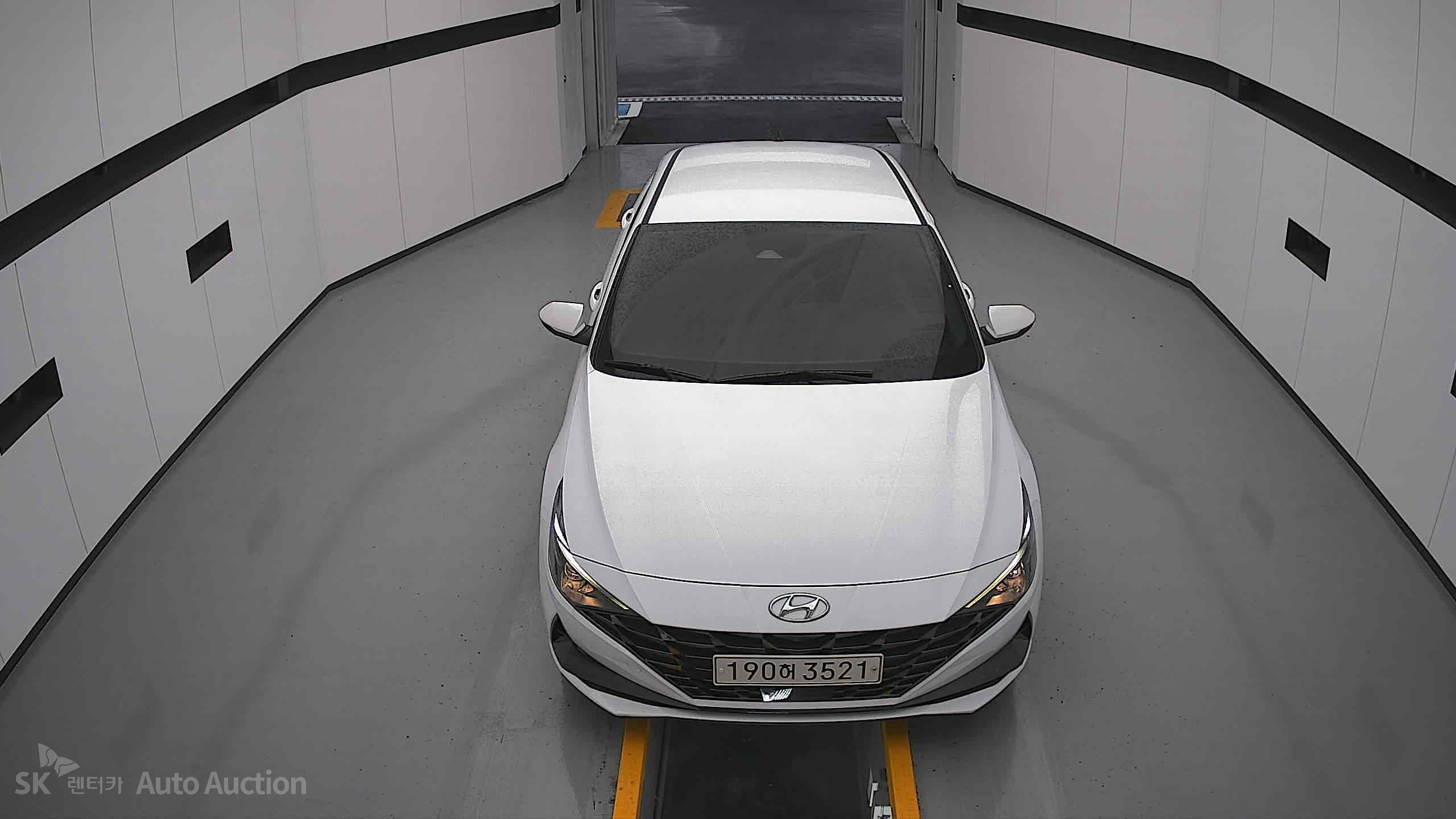 2022 - hyundai avante