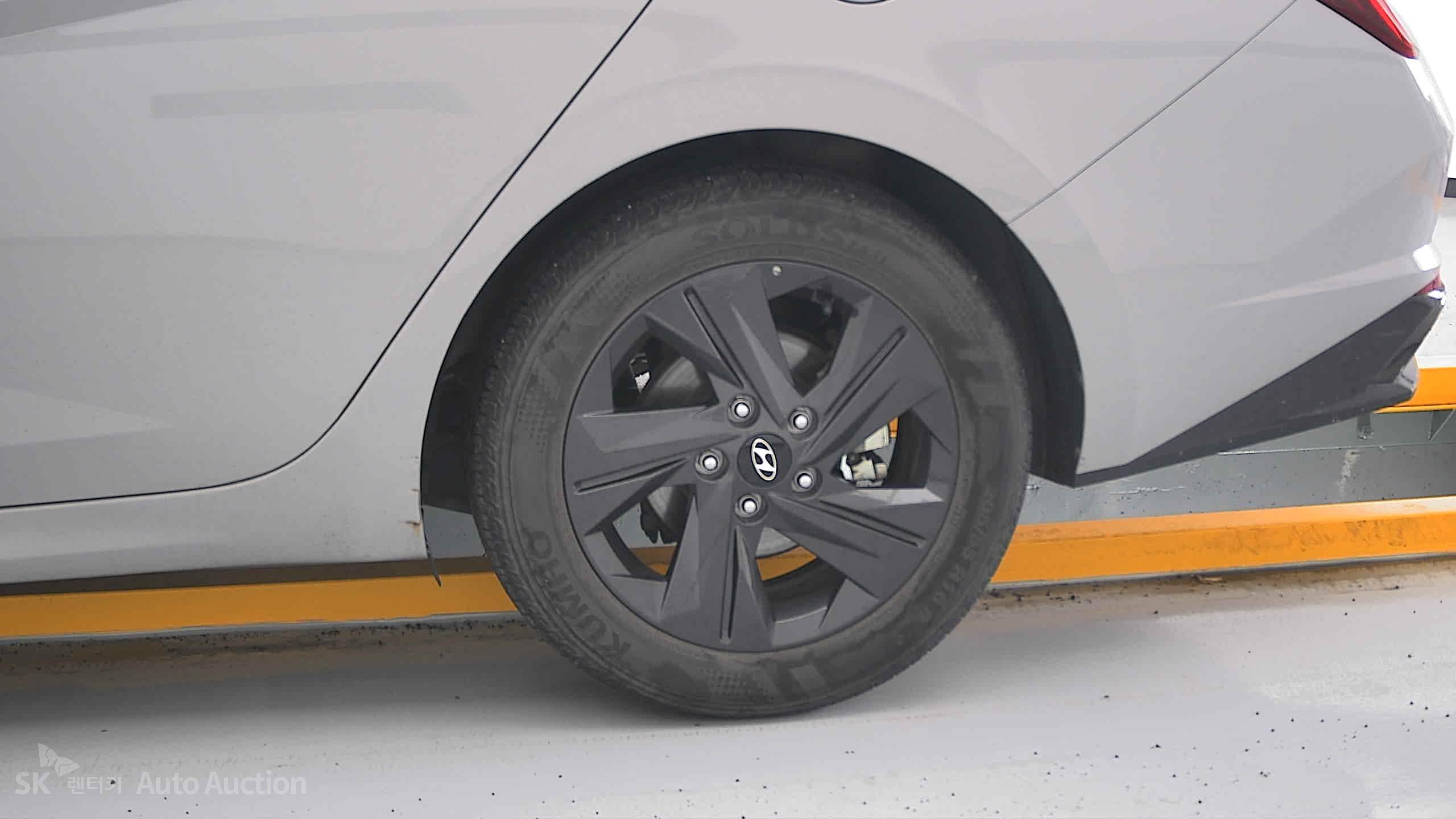 2023 - hyundai avante