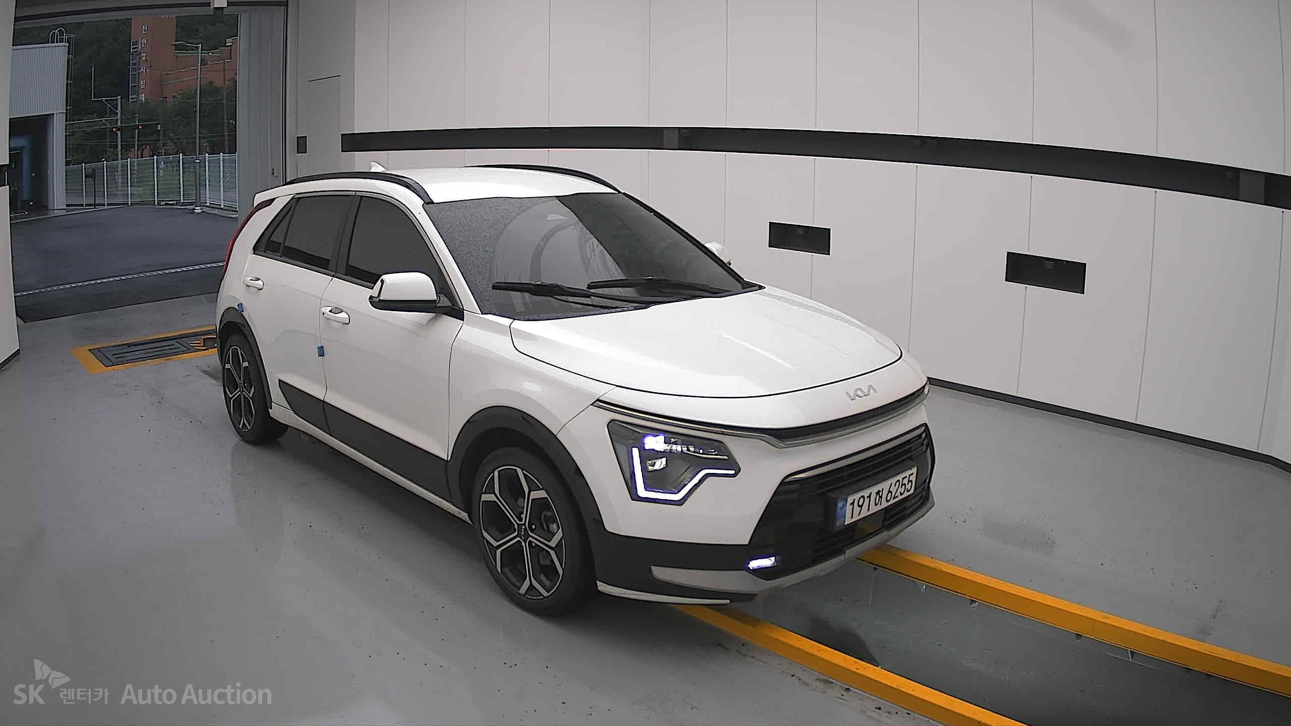 2022 - kia all-new niro