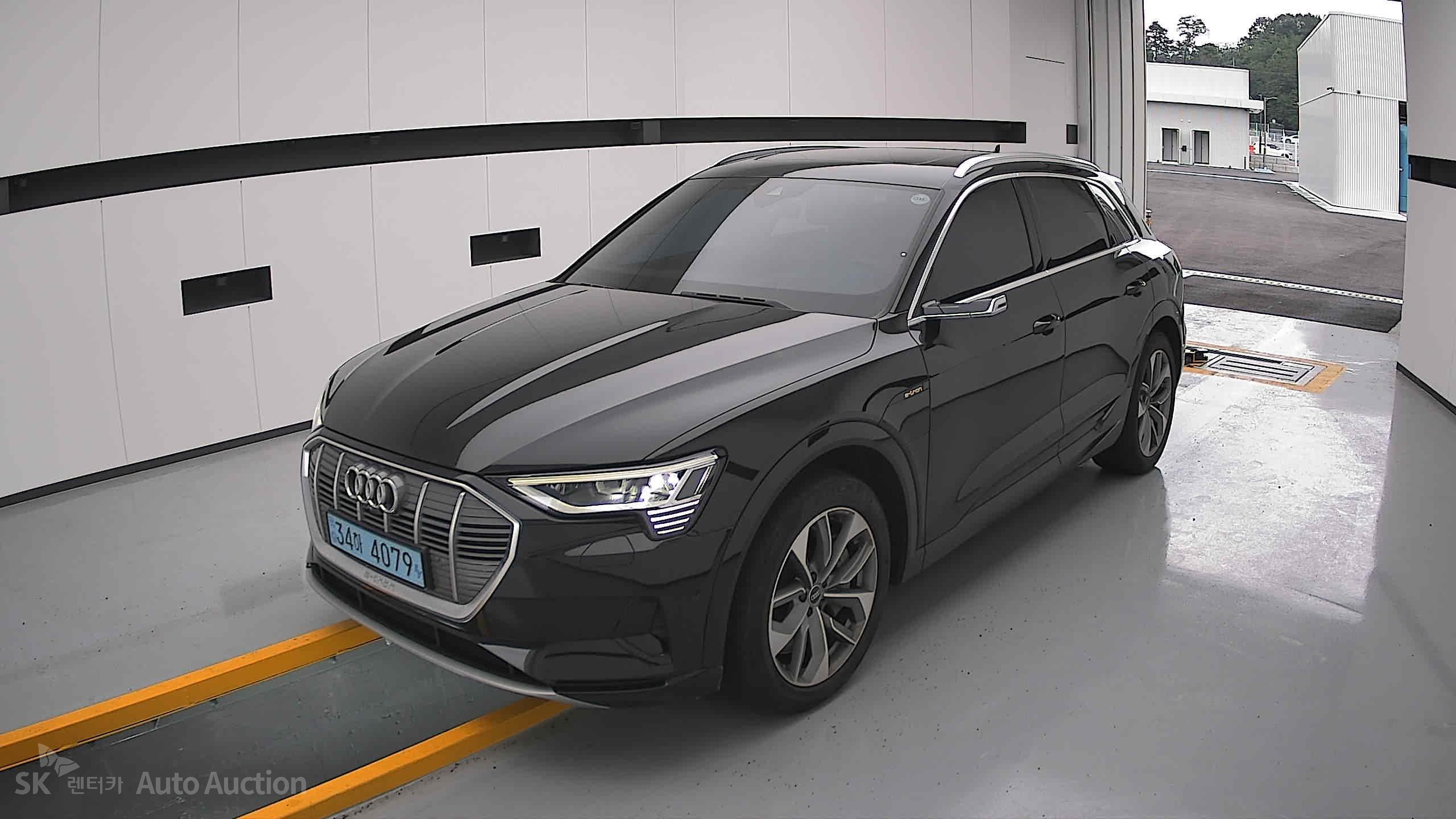 2022 - audi e-tron