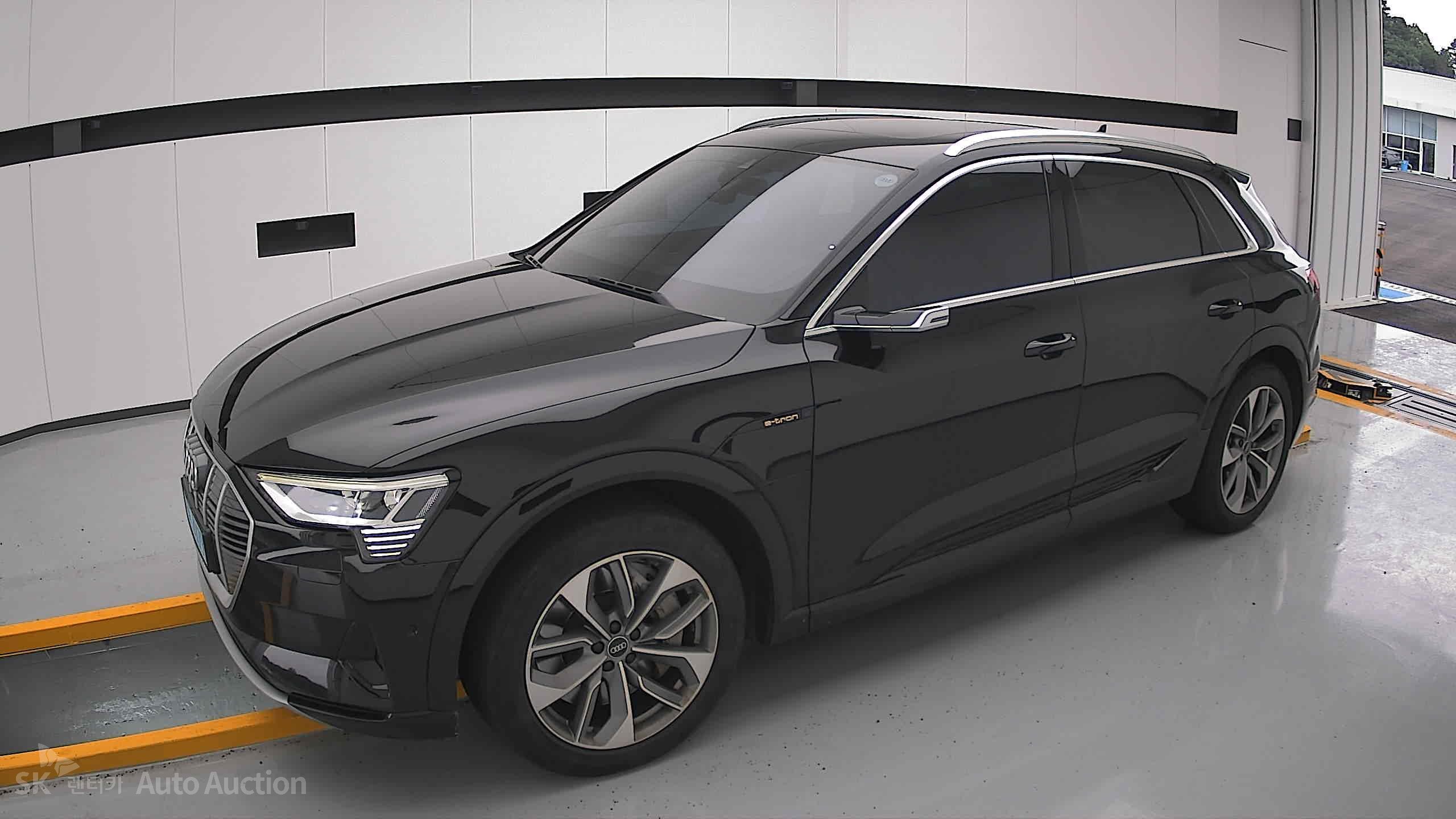 2022 - audi e-tron